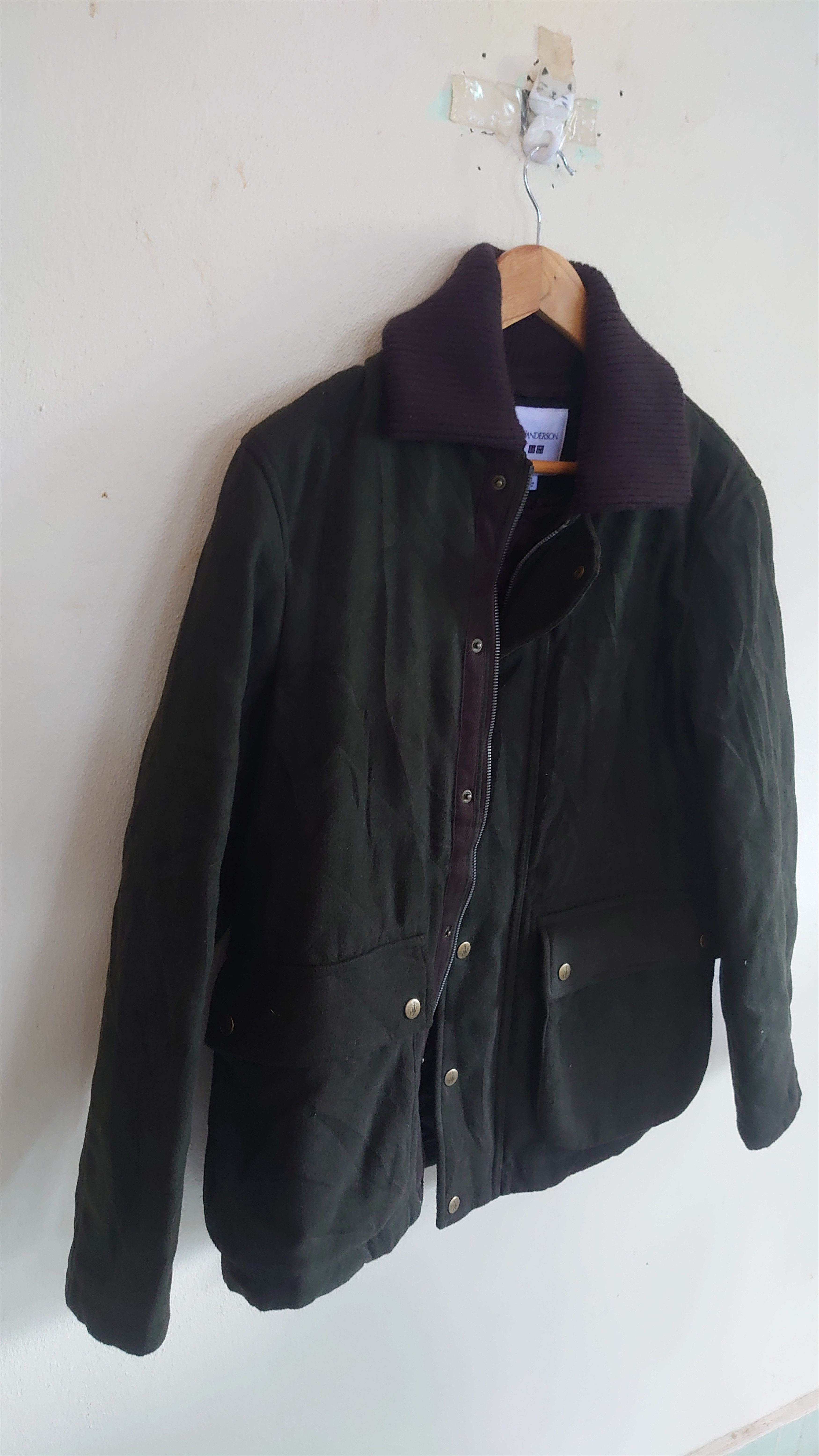 JW Anderson × Uniqlo JACKETS Size US M / EU 48-50 / 2 - 3 Thumbnail