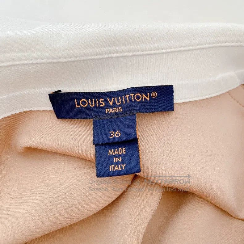 Louis Vuitton Louis Vuitton Zip style crew neck khaki short sleeve Size XS / US 0-2 / IT 36-38 - 4 Thumbnail