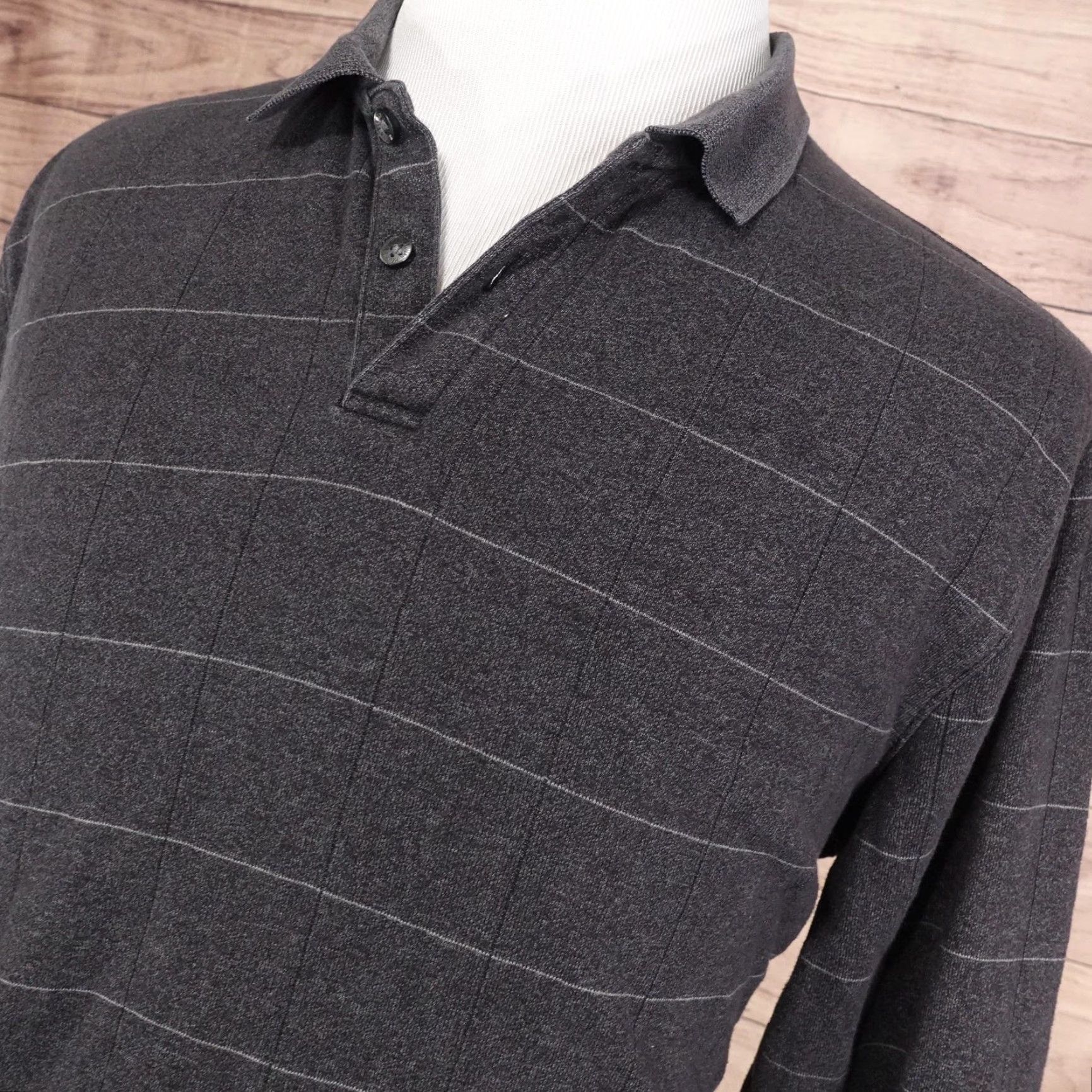 Van Heusen Van Heusen Shirt Mens XL Gray Long Sleeve Knit Polo Casual Stripe Pullover Size US XL / EU 56 / 4 - 2 Thumbnail