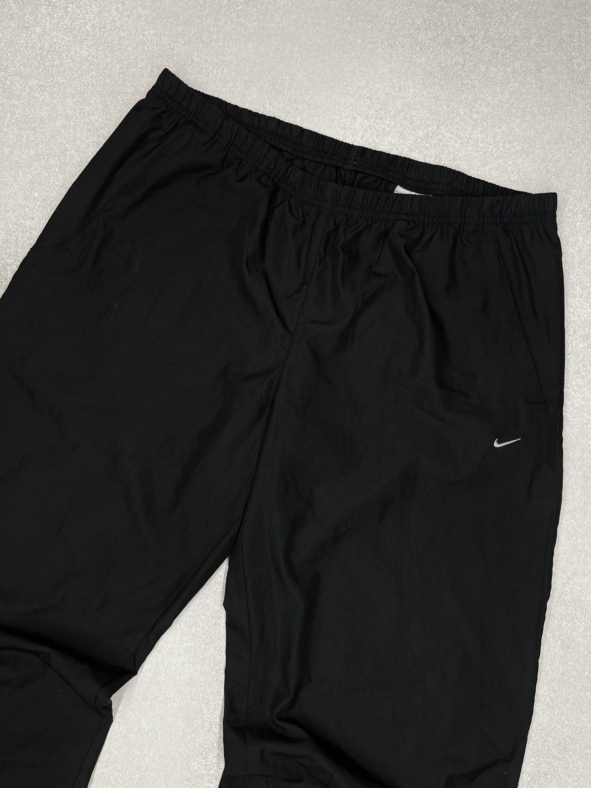 Nike Vintage Women Nike Nylon Sweatpants Black Drill ACG TN Size 34" / US 12 / IT 48 - 3 Thumbnail