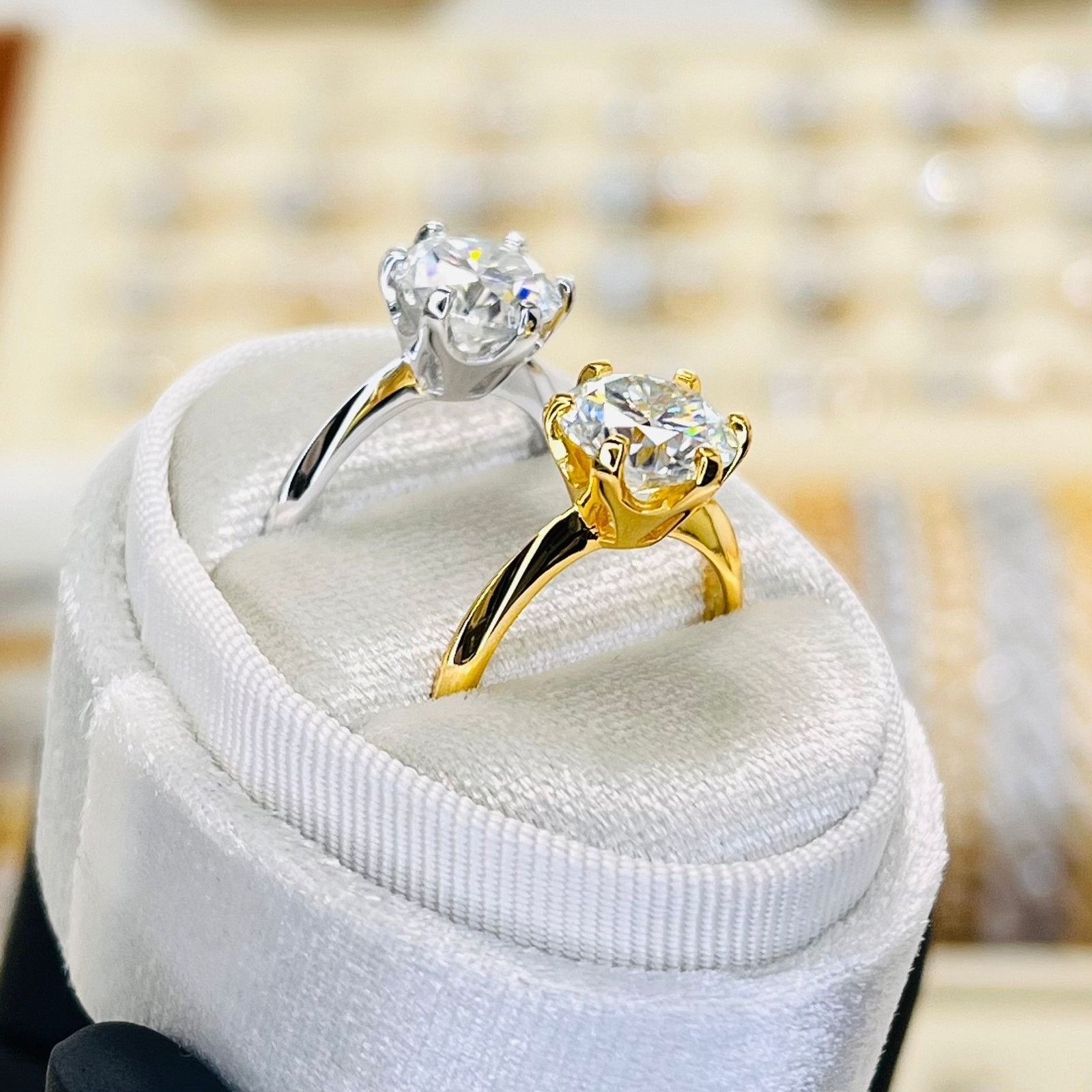 Other 2ct Moissanite Solitaire Engagement Ring Size ONE SIZE - 2 Thumbnail