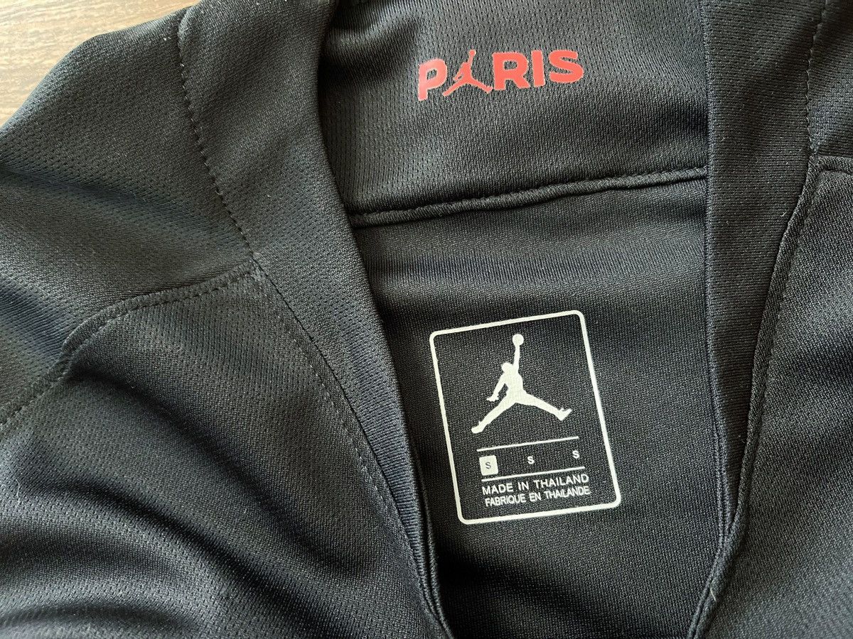Jordan Brand Paris Saint-Germain X Jordan 2018-2019 Third Nike PSG jersey Size US S / EU 44-46 / 1 - 4 Thumbnail