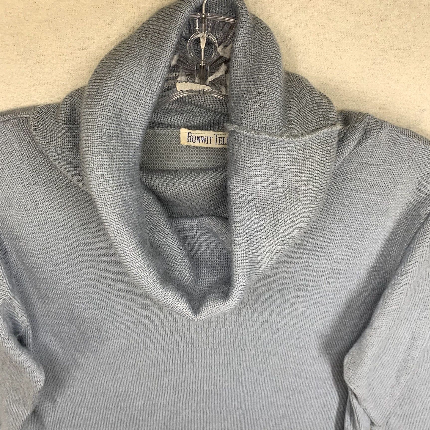 Vintage Bonwit Teller Womens XS Light Blue Pullover Long Sleeve Sweater Top Mock Neck vintage Slim Knit Solid 70s 80s Casual Party/Cocktail Womens Size XS / US 0-2 / IT 36-38 - 4 Thumbnail