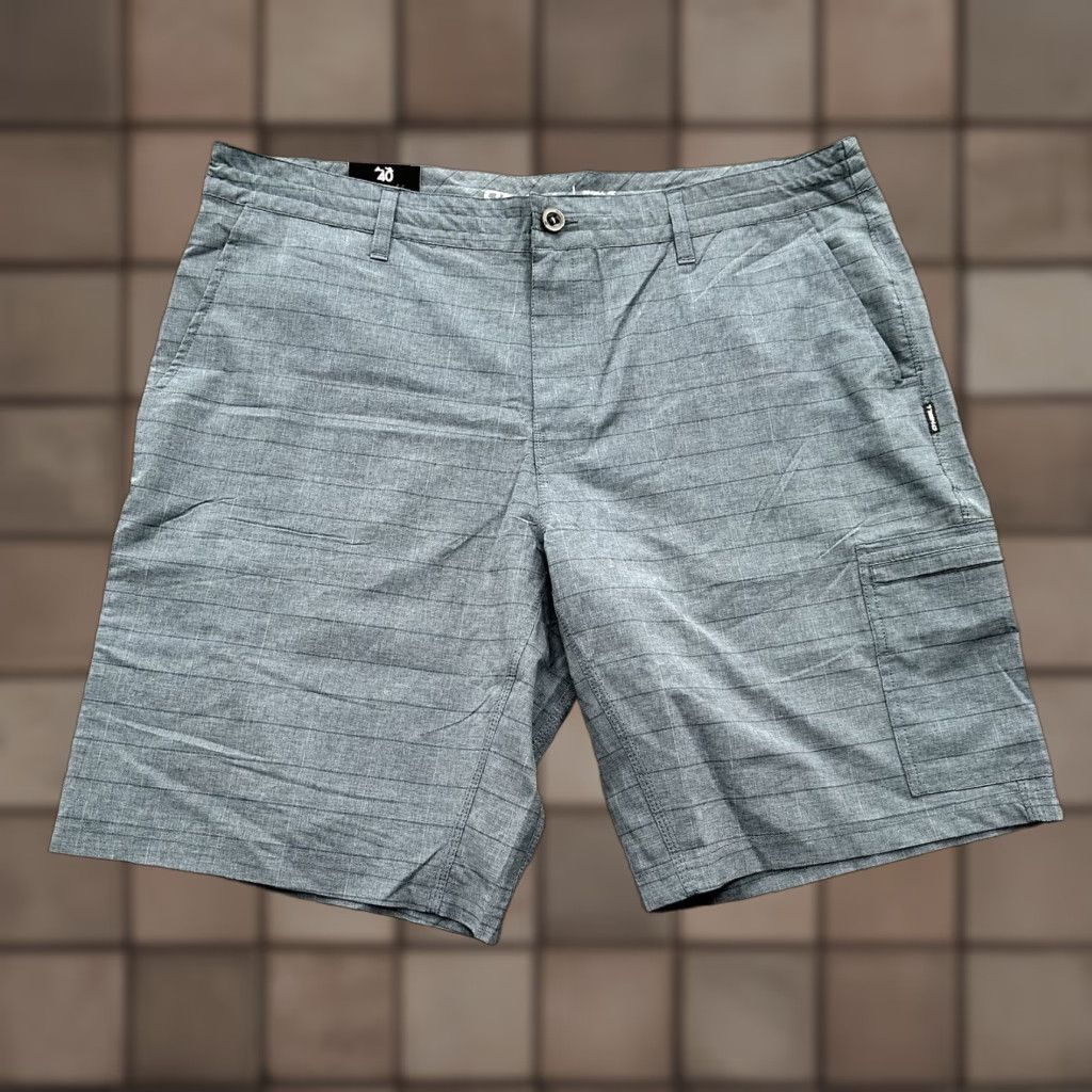 O'Neill O'Neill Shorts Men 40 Dark Navy Multicolor Polyester Spandex 5-Pocket Performance Distressed No Zip Button Logo Size US 40 / EU 56 - 1 Thumbnail