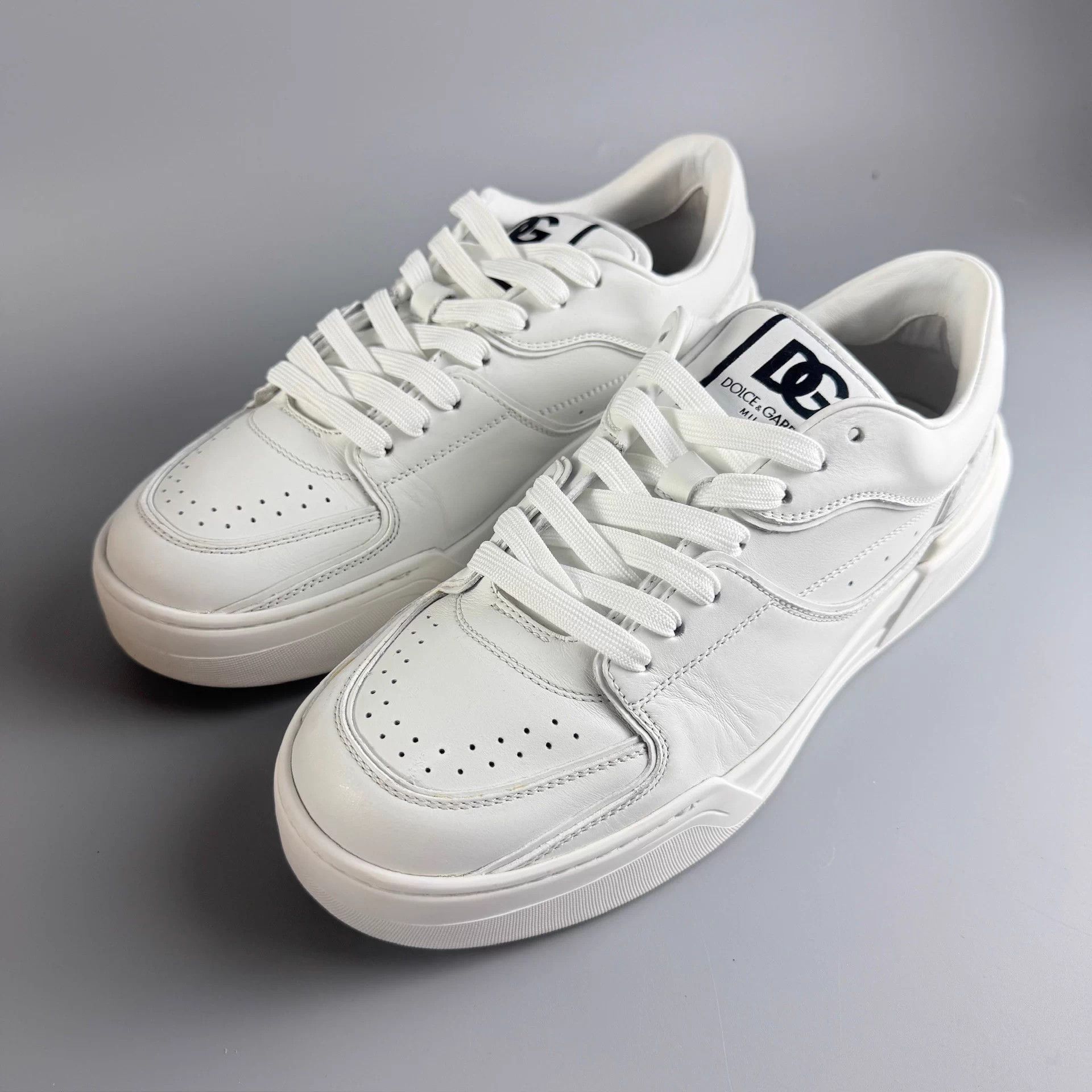 Dolce & Gabbana DG White Lace-Up Sneakers 43 99New Size US 10 / EU 43 - 1 Thumbnail