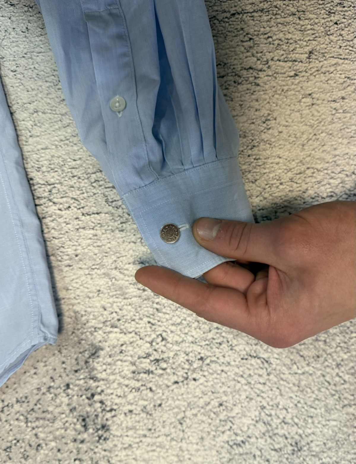 Hermes Hermes Men Shirt Long Sleeve 15 (1/2) 39 Button Front France Size US S / EU 44-46 / 1 - 6 Thumbnail