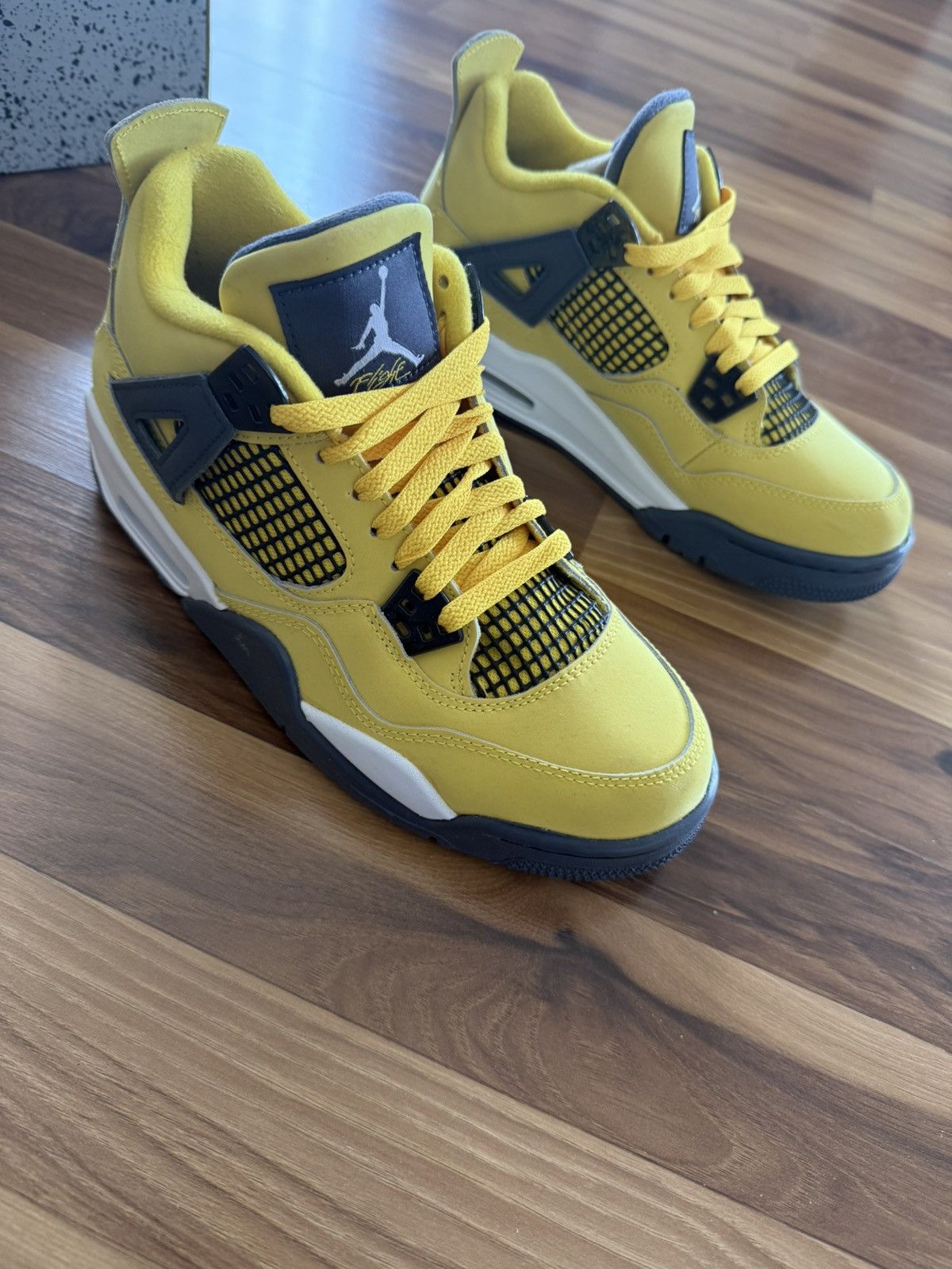 Jordan Brand Jordan 4 6.5 GS Size US 6.5 / EU 39-40 - 7 Thumbnail