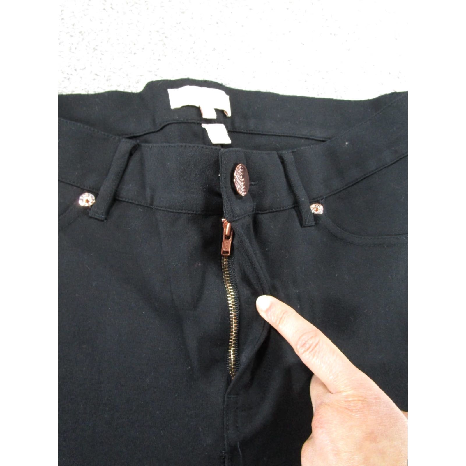 Ted Baker VINTAGE Ted Baker Pants Womens 2 Black Skinny Stretch Ankle Zips Size 26" / US 2 / IT 38 - 4 Thumbnail