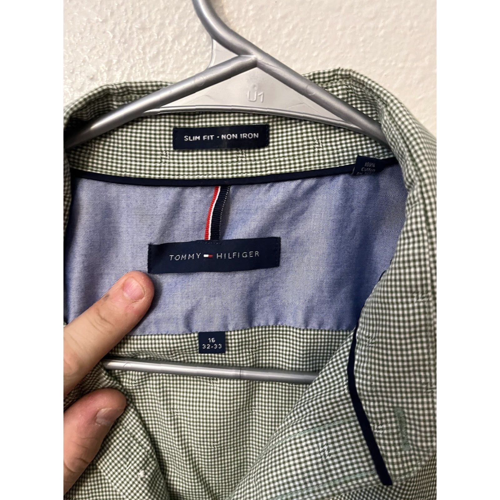 Tommy Hilfiger Tommy Hilfiger Slim Fit Green Gingham Long Sleeve Button Down Shirt Size 16 Men Size US L / EU 52-54 / 3 - 3 Thumbnail