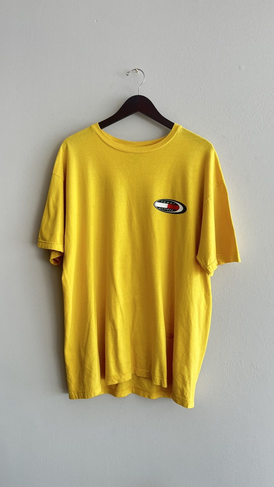 Tommy Hilfiger × Vintage Tommy Hilfiger Y2K Casette Tee Size US L / EU 52-54 / 3 - 1 Thumbnail