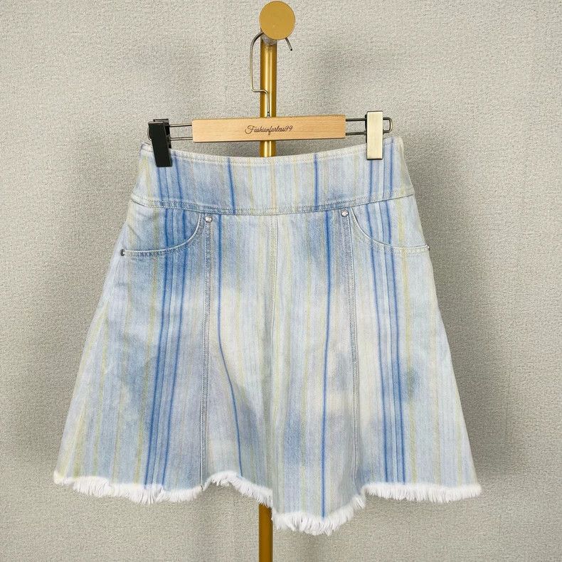 Chanel Chanel Runway Denim Skirt - dmc Size US 36 / EU 52 - 1 Thumbnail