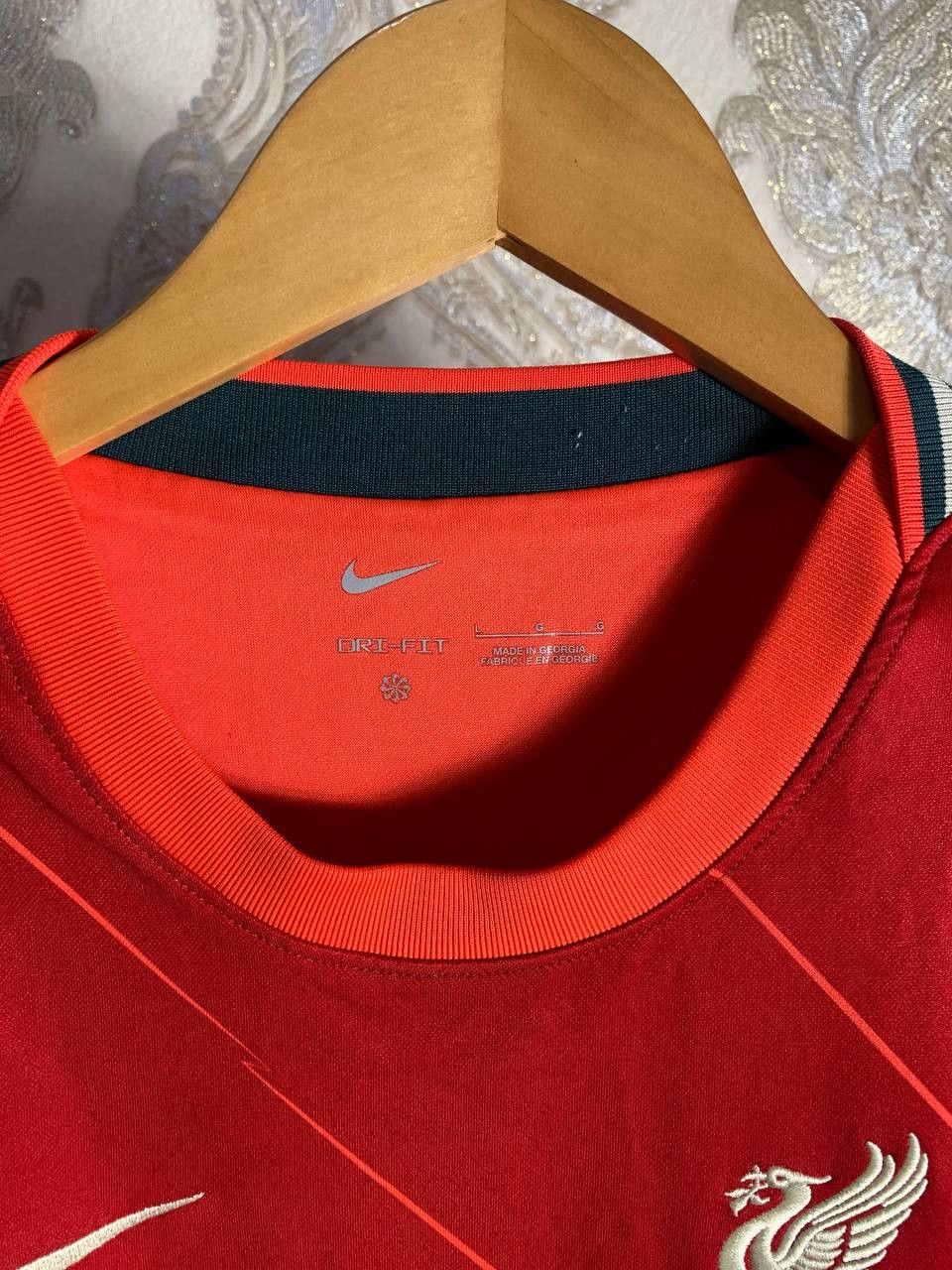 Nike Vintage Nike FC Liverpool England Soccer Jersey Y2K Size US L / EU 52-54 / 3 - 7 Thumbnail