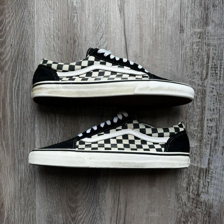 Vans VANS • Classic "Checkerboard Old Skool" (12M) Size US 12 / EU 45 - 2 Thumbnail