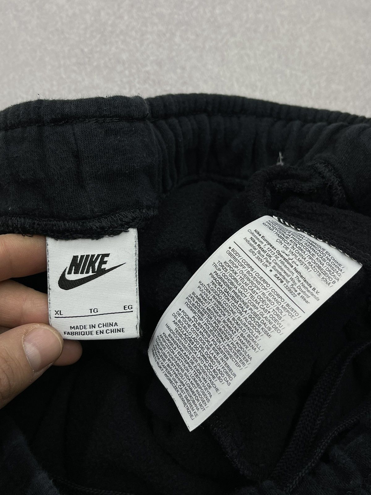 Nike Mens Nike NSW Black Sweatpants Big Logo Drill Drip ACG TN Size US 36 / EU 52 - 6 Thumbnail