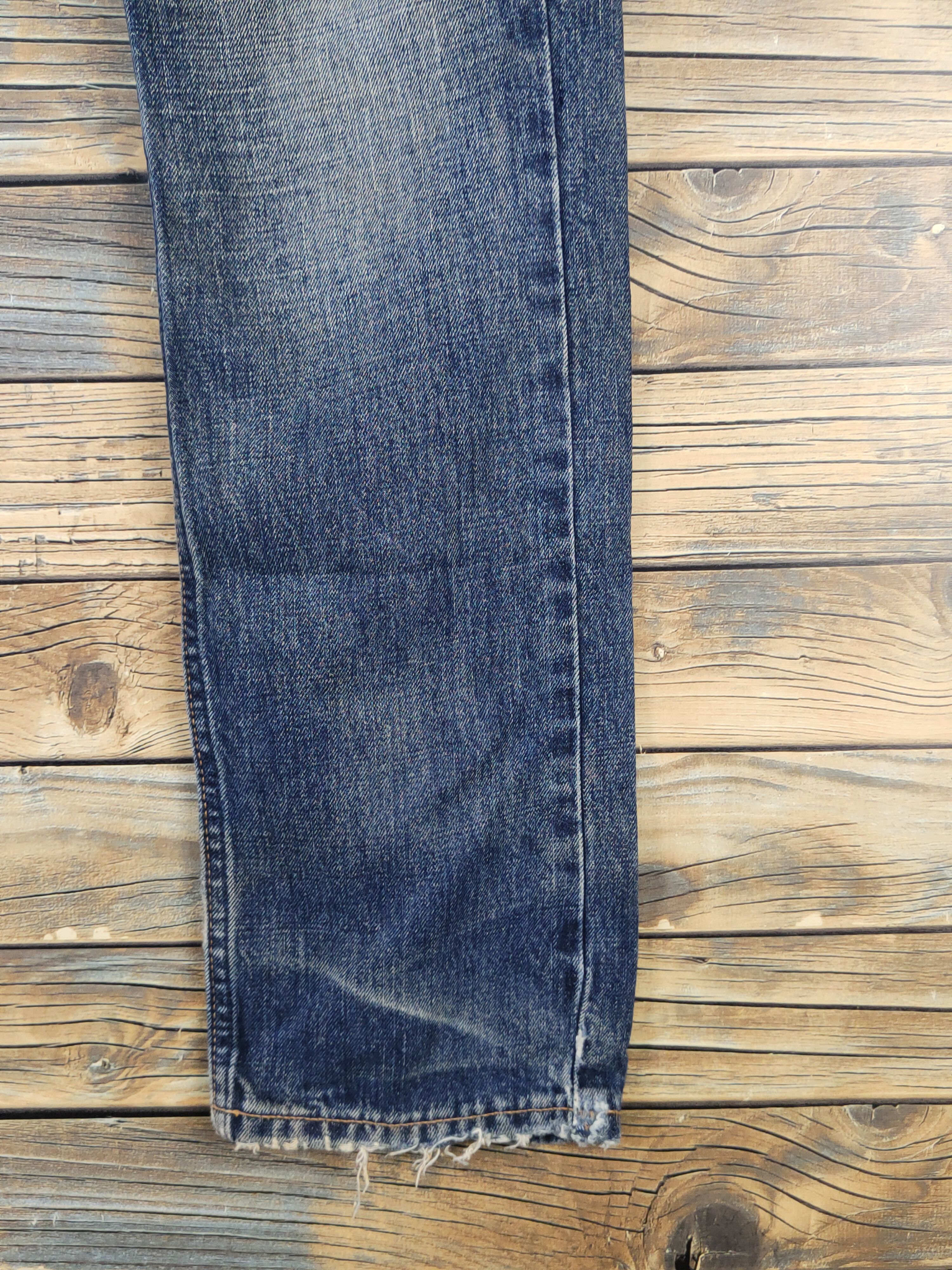 Vintage Old Navy Dark Blue Distressed Ripped denim Jeans #W1567 Size US 29 - 6 Thumbnail