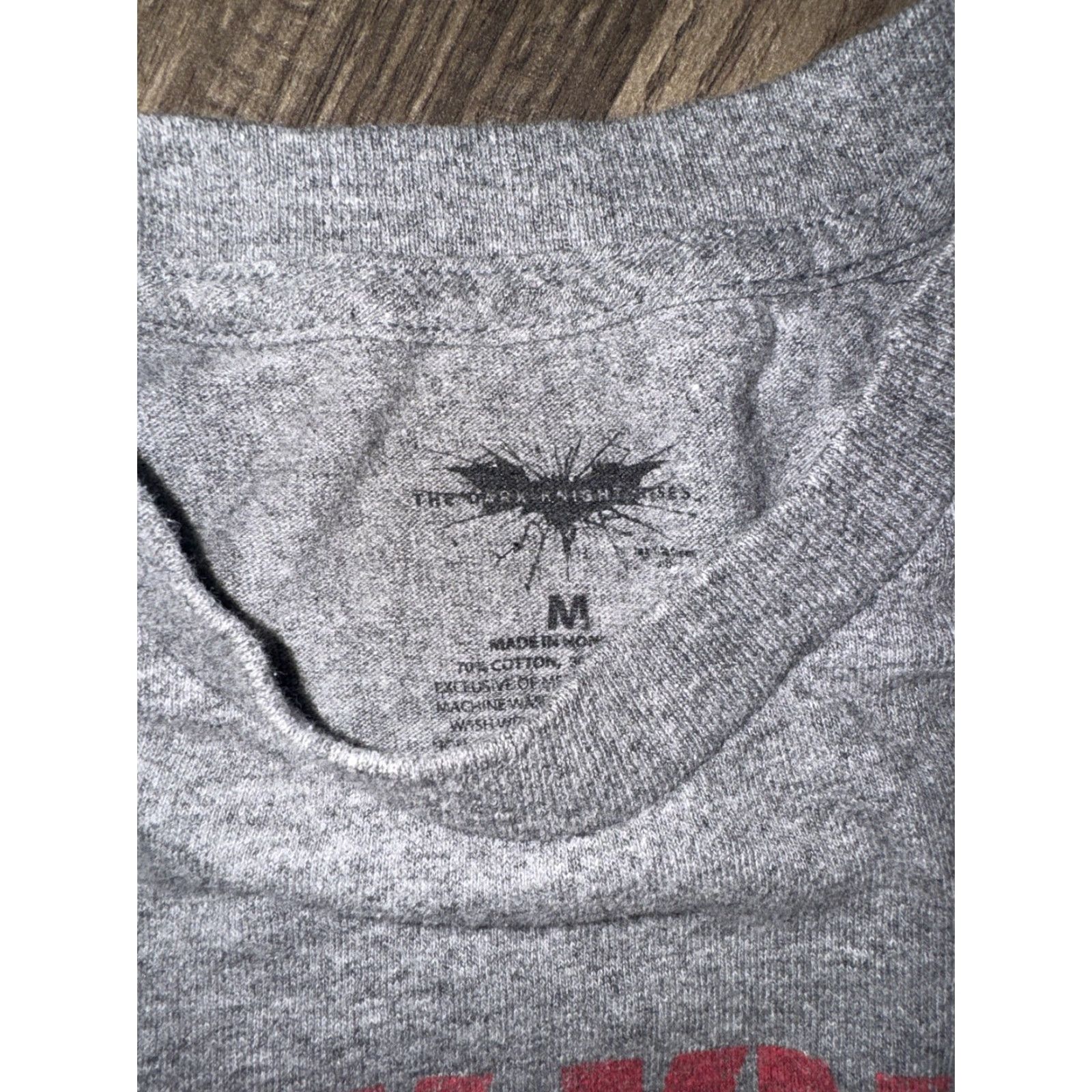 DC Comics VINTAGE Dark Knight Bat Man T-Shirt Grey Medium 19x27 Size US M / EU 48-50 / 2 - 3 Thumbnail