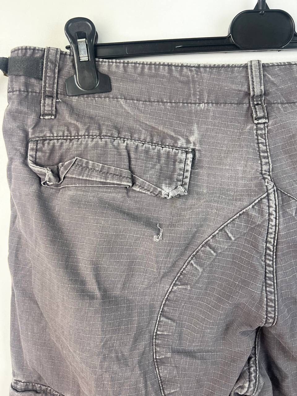 Carhartt Carhartt WIP streetwear Cargo pants size 33/32 Size US 33 - 8 Thumbnail