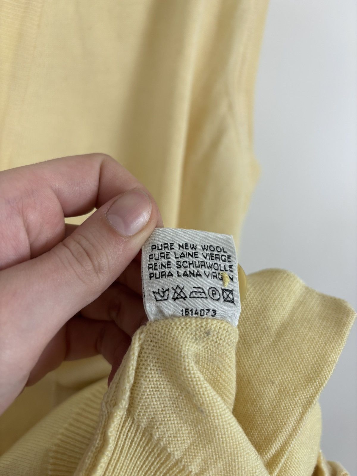 Pierre Cardin Vintage Pierre Cardin Men’s Yellow Wool Knit Vest Sweater Size US S / EU 44-46 / 1 - 13 Thumbnail