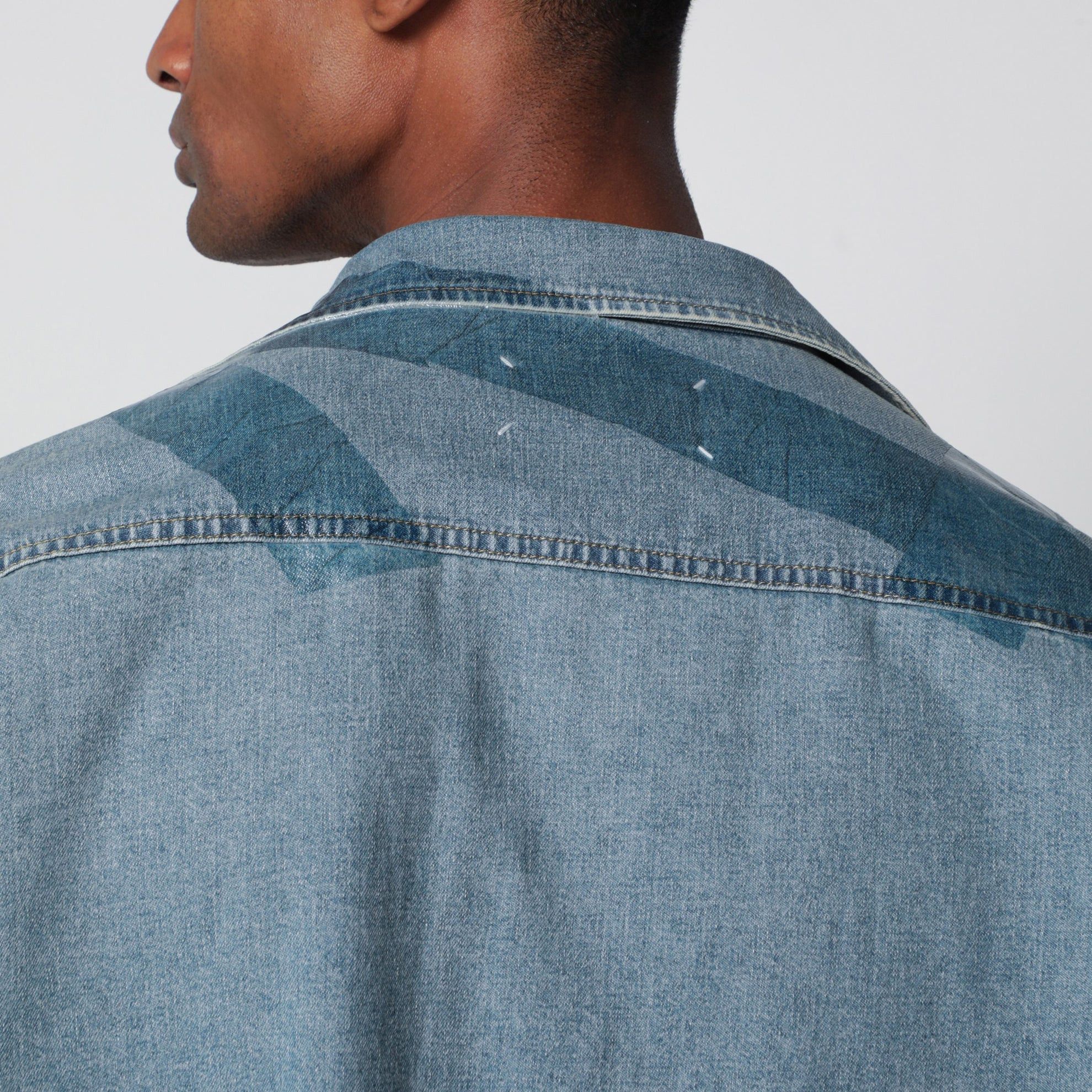 Maison Margiela o1d2blof0526 Denim Shirt in Blue Size US M / EU 48-50 / 2 - 4 Thumbnail