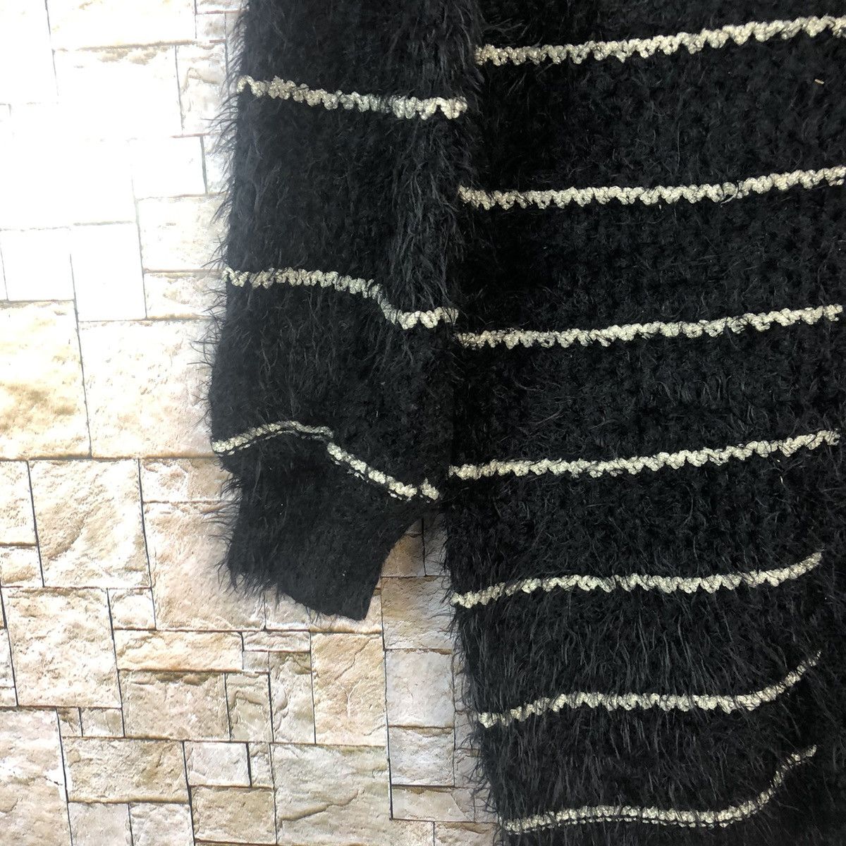 Vintage LLyabaccot Black Shag Shaggy Fur Mohair Cardigan #A30 Size M / US 6-8 / IT 42-44 - 7 Thumbnail