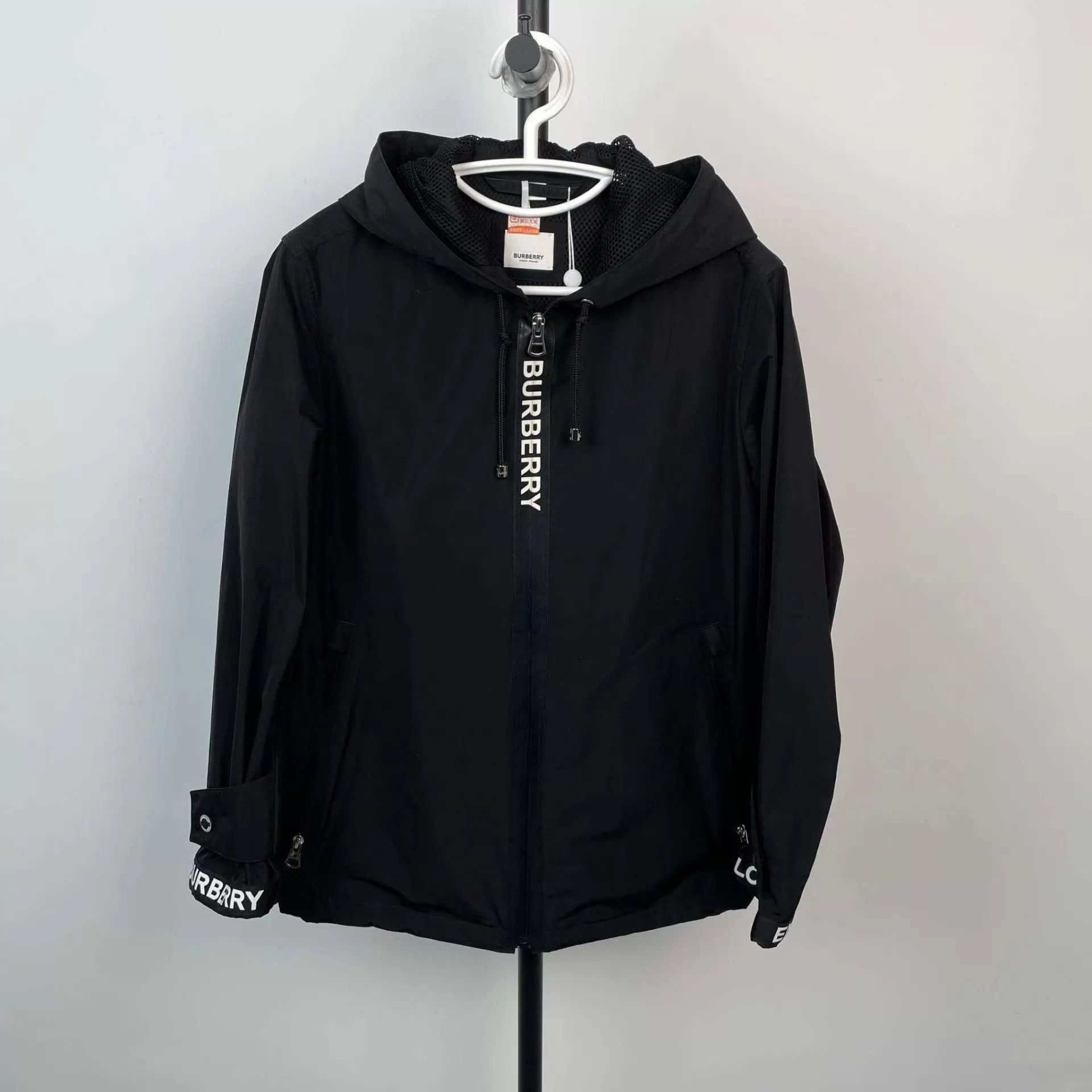 Burberry Burberry Black Coat Size 34 Size XS / US 0-2 / IT 36-38 - 1 Thumbnail