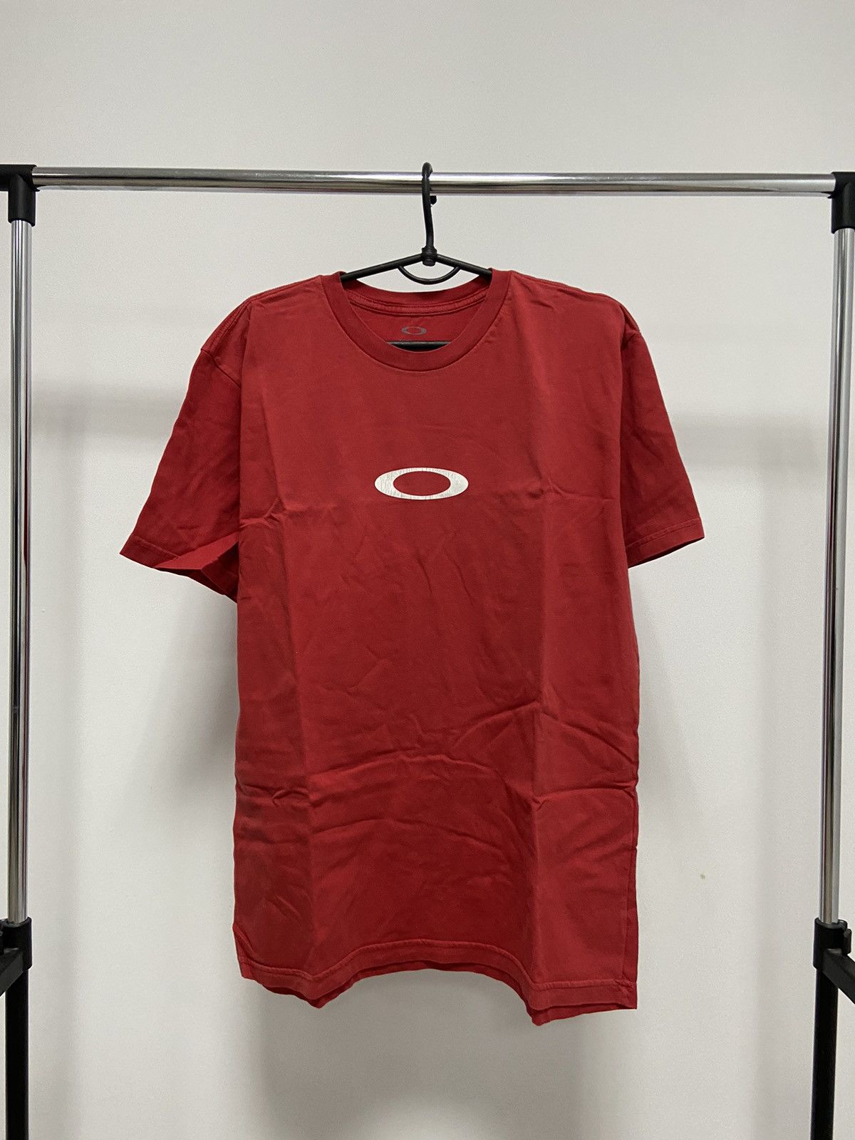 Oakley × Vintage Oakley T Shirt Vintage Big Logo Gorpcore Street Style Y2K Size US L / EU 52-54 / 3 - 1 Thumbnail