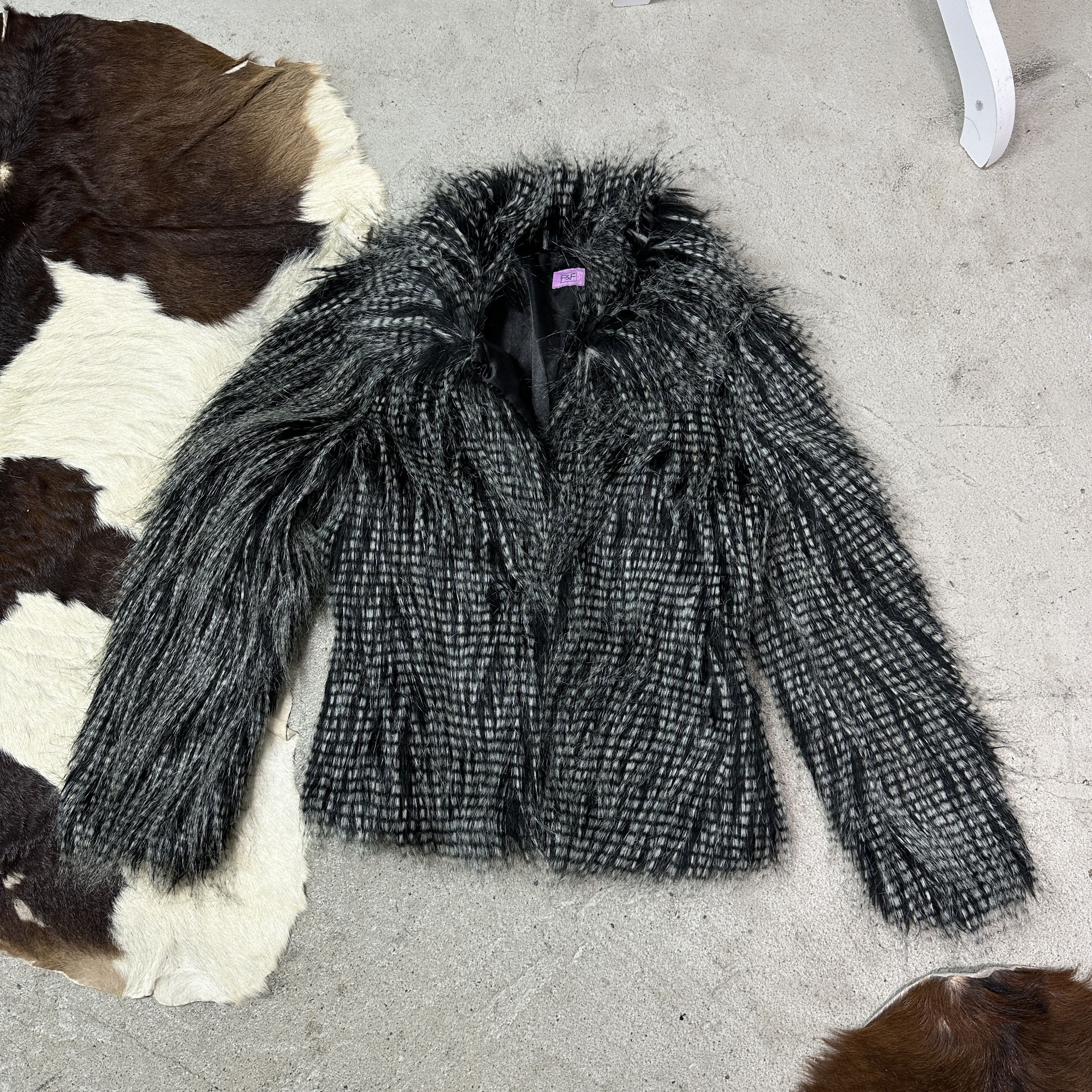 Vintage Vintage Avant Garde Faux Fur Fitted Jacket Y2K Size XS / US 0-2 / IT 36-38 - 2 Thumbnail