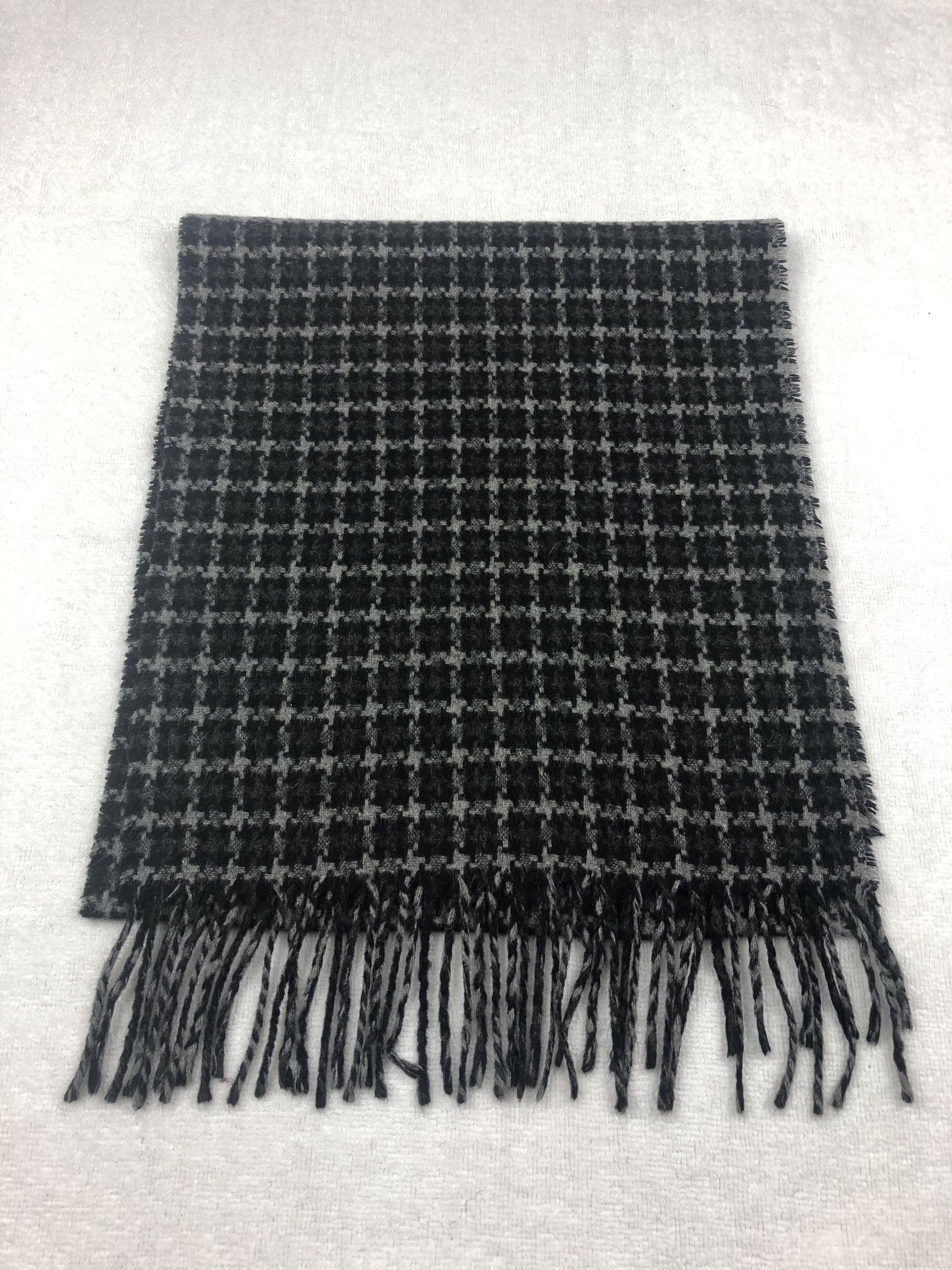 Takeo Kikuchi Takeo Kikuchi Scarf / Muffler / Neckwear Size ONE SIZE - 4 Thumbnail
