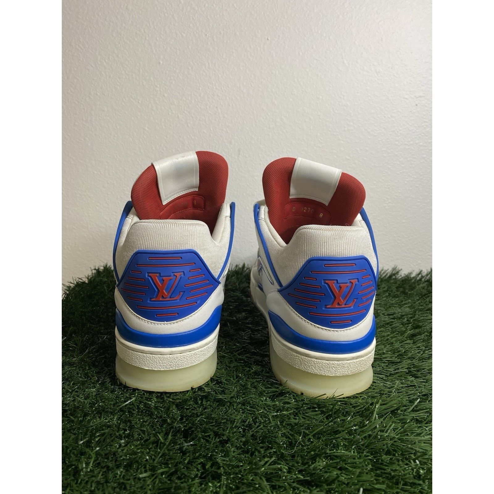 Louis Vuitton Size 8 LV - Louis Vuitton ‘White Red Blue’ Mid Trainer Size US 9 / EU 42 - 11 Thumbnail