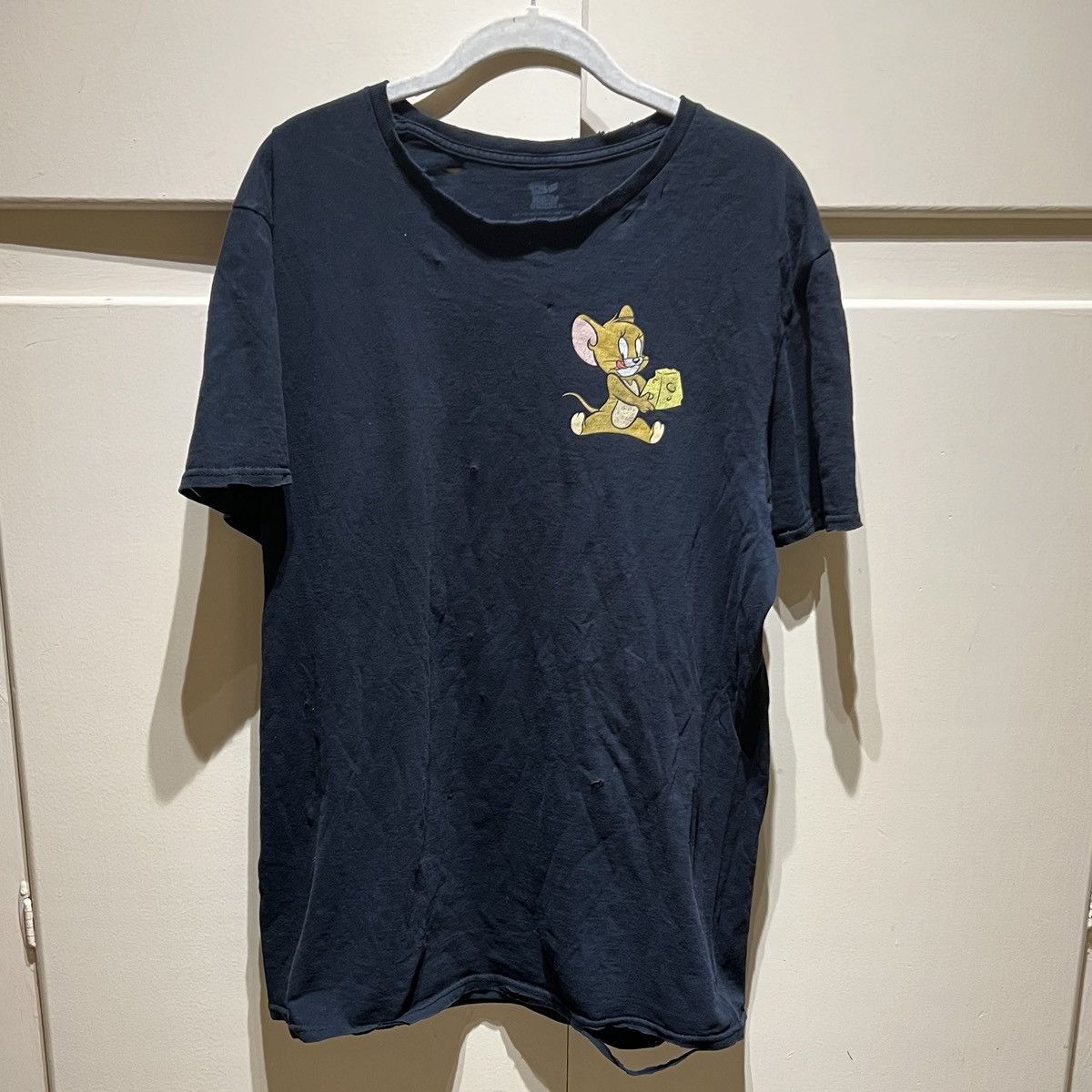 Vintage Thrashed Tom & Jerry graphic tee Size US L / EU 52-54 / 3 - 2 Thumbnail