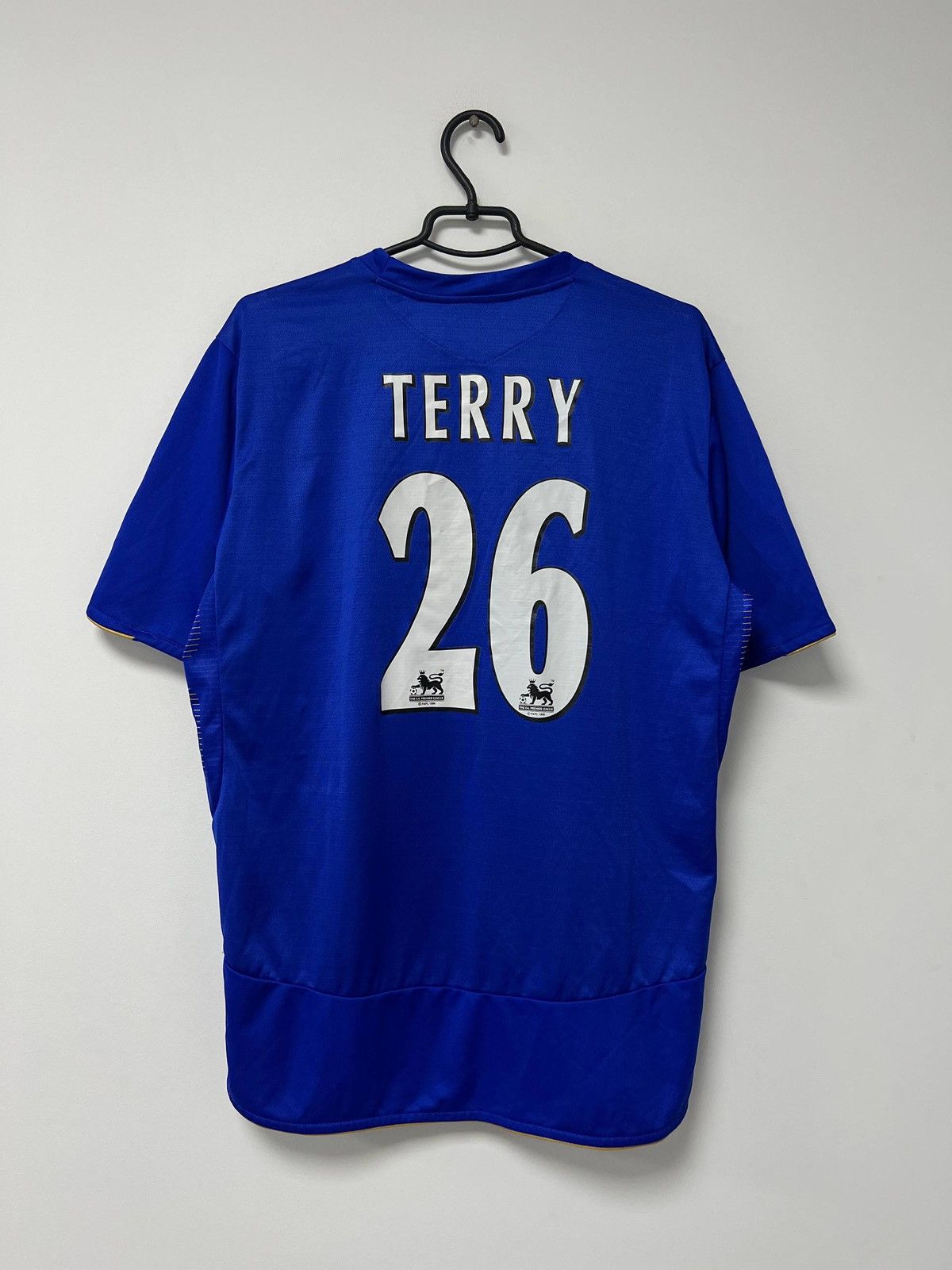 Umbro Chelsea 2005/2006 Home John Terry Jersey Umbro Football XL Size US XL / EU 56 / 4 - 1 Thumbnail