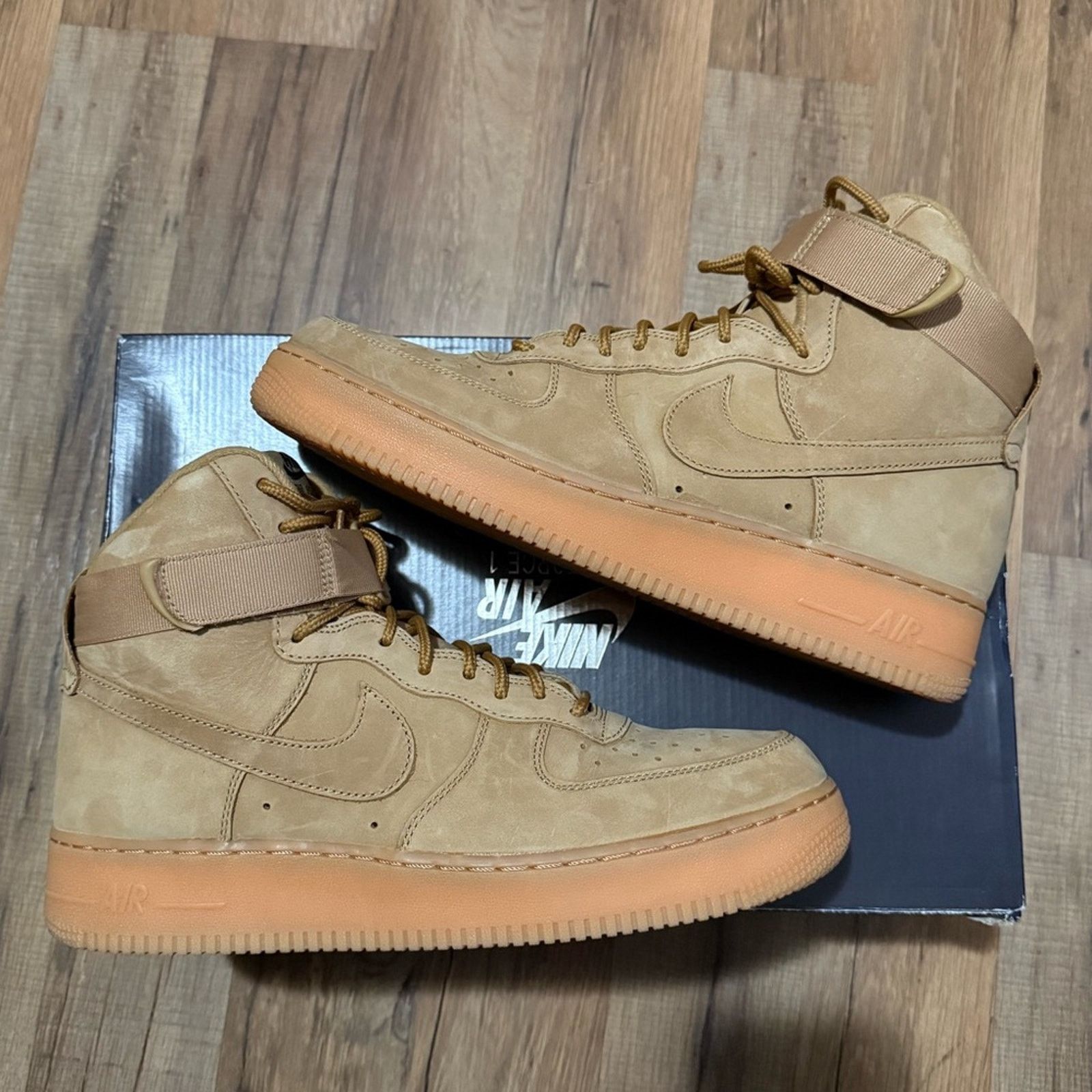 Nike 2017 Nike Air Force 1 High '07 LV8 WB 'Flax Wheat Gum' Size US 10 / EU 43 - 2 Thumbnail
