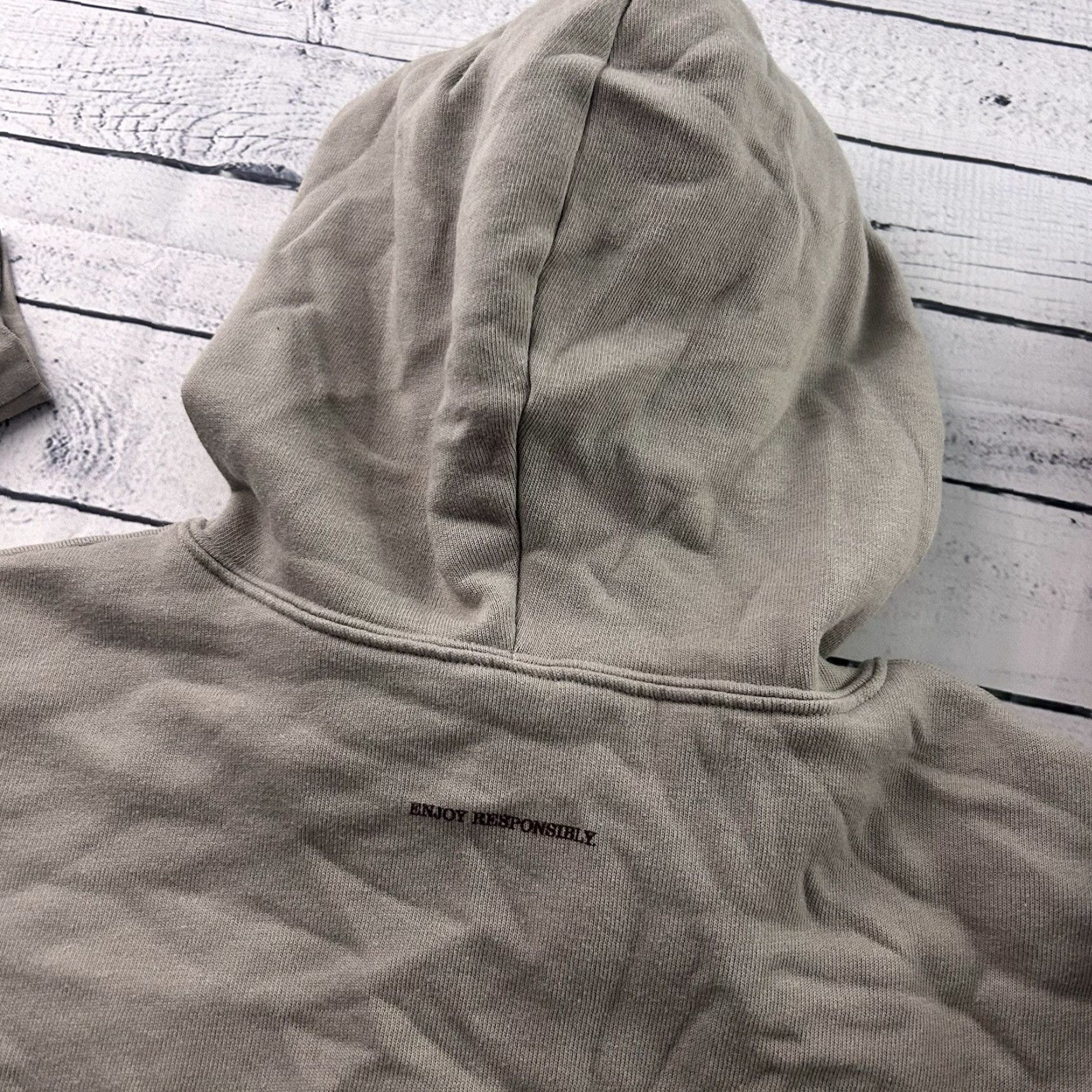 Vintage Basil Hayden Pullover Hoodie Sweatshirt Men XL Beige Brown Pullover Hoodie Basil Hayden Men XL Beige Sweatshirt Size US XL / EU 56 / 4 - 5 Thumbnail