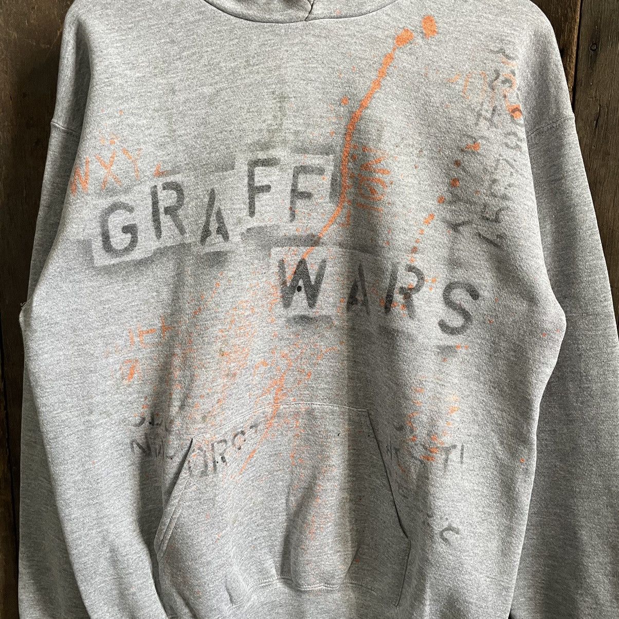 Vintage Vintage Graff Wars Street Market Hoodie Size US L / EU 52-54 / 3 - 3 Thumbnail
