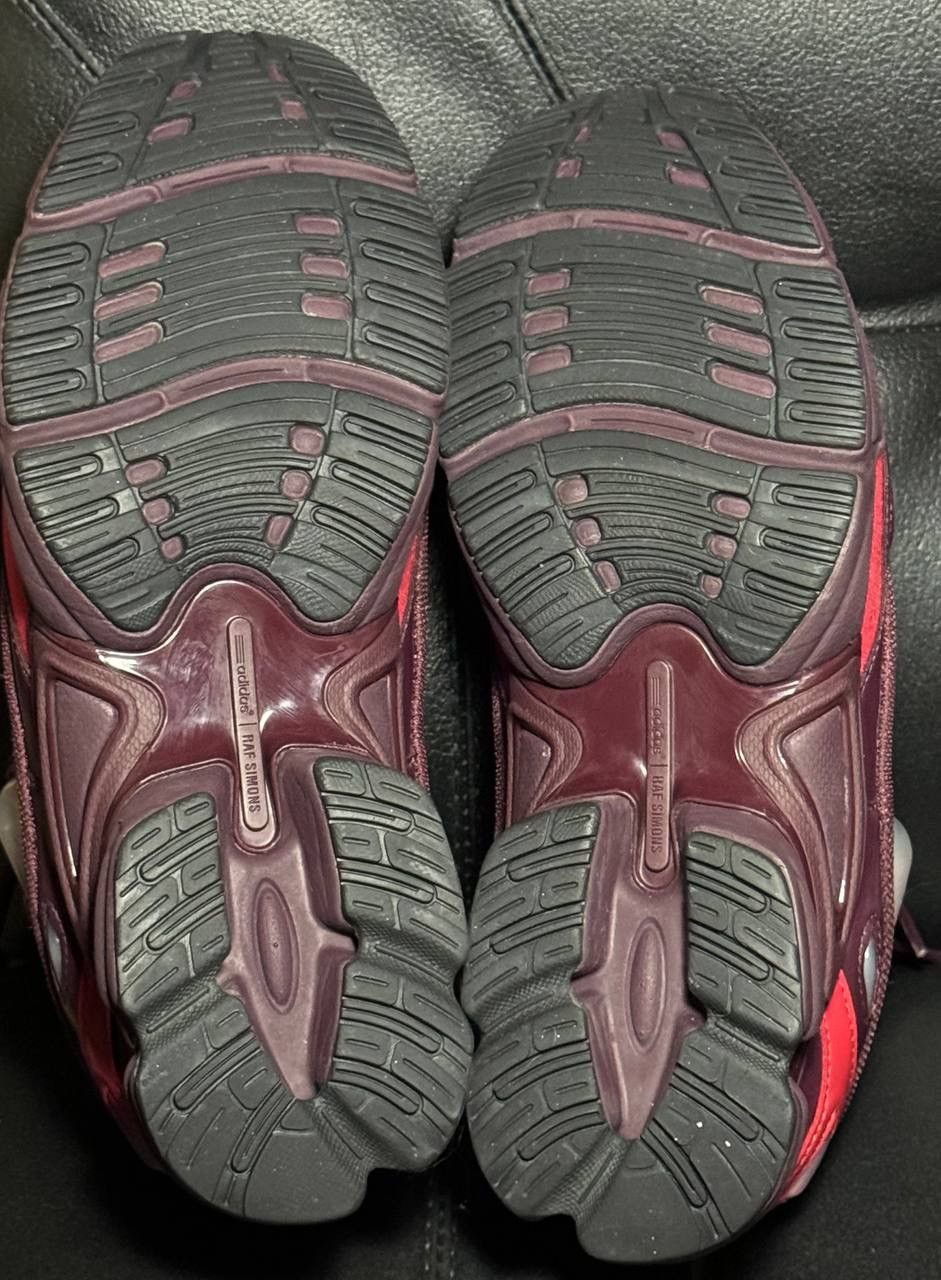 Adidas × Raf Simons 8,5us Adidas Raf Simons Ozweego Burgundy Size US 8.5 / EU 41-42 - 9 Thumbnail