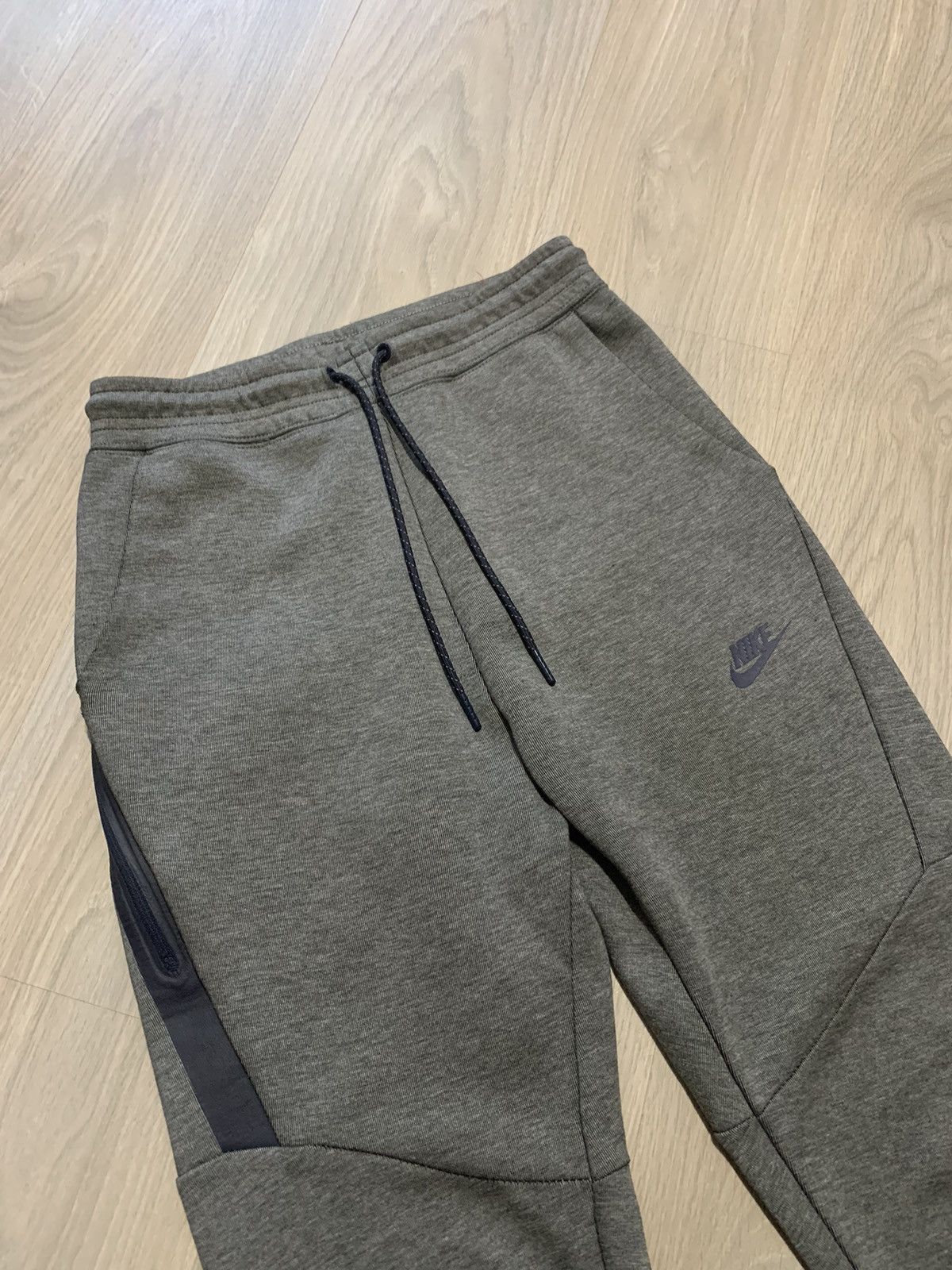 Nike × Vintage Nike Tech Fleece Cropped Skinny Joggers Sweatpants S XS Size US 30 / EU 46 - 3 Thumbnail