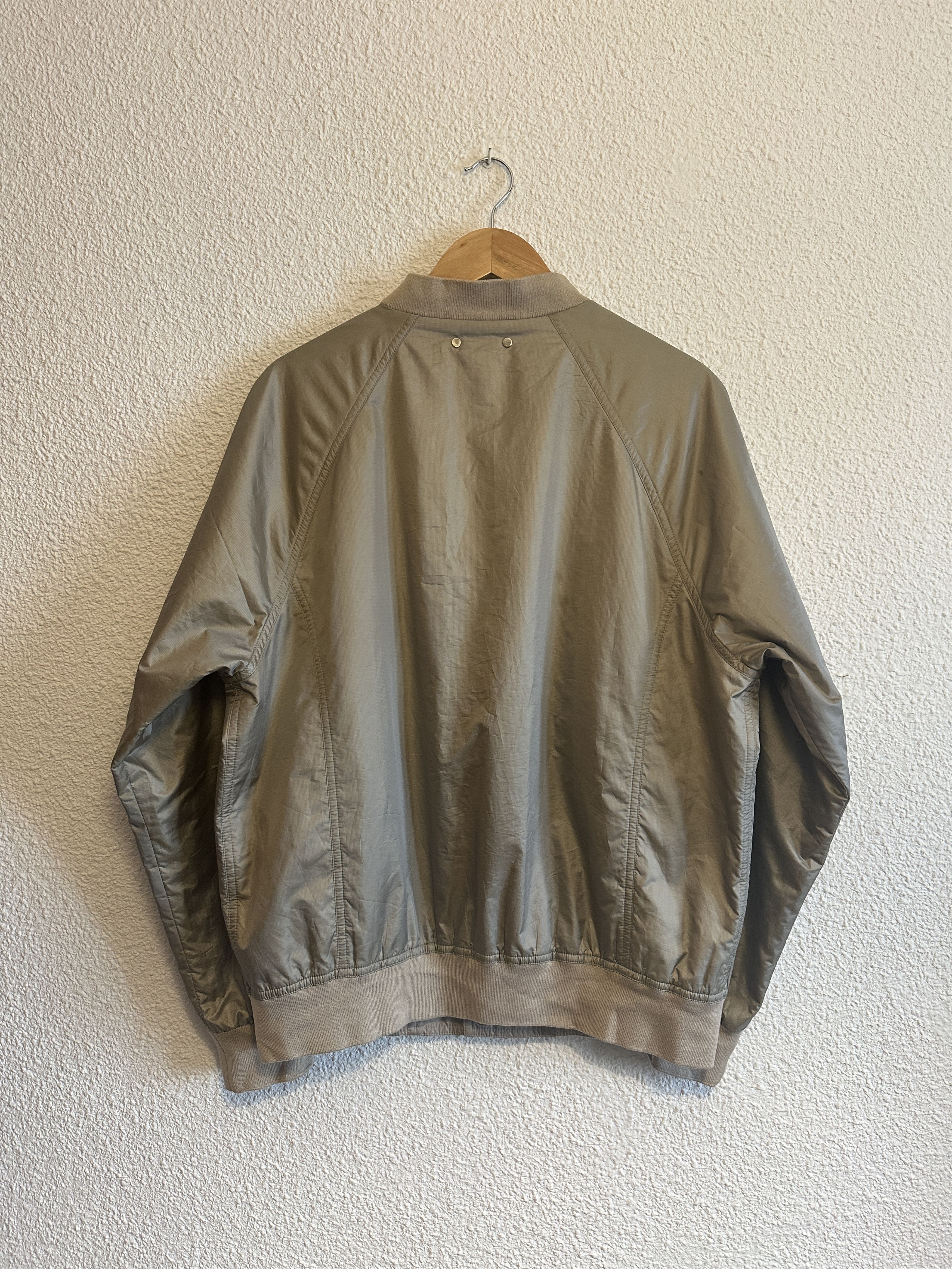 Louis Vuitton Vintage Louis Vuitton SS 2009 Japan bomber jacket Size US L / EU 52-54 / 3 - 2 Thumbnail