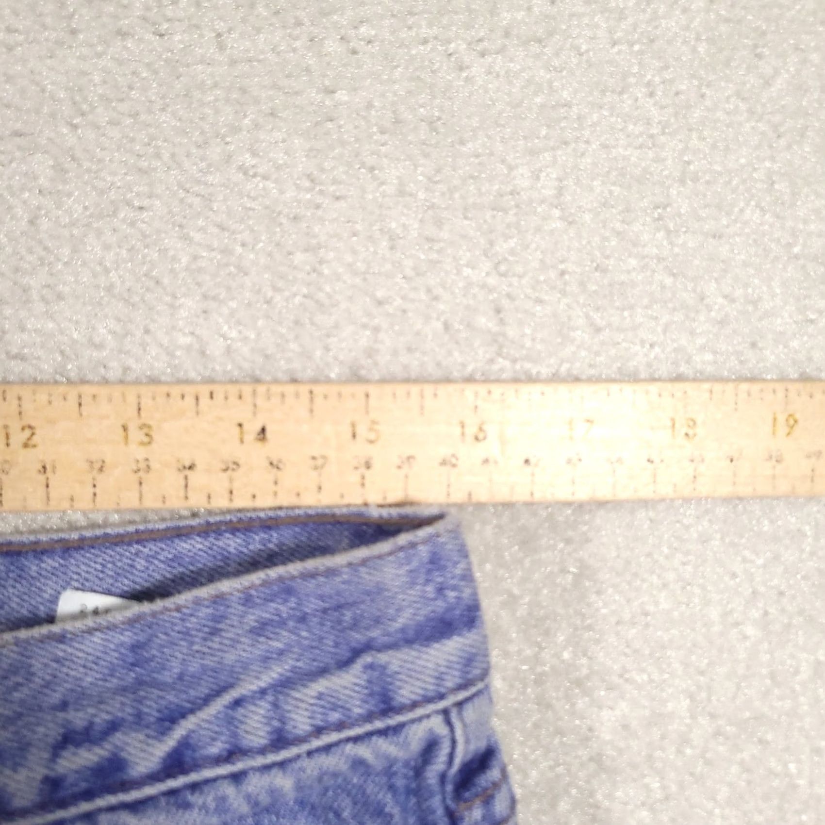 Levi's VINTAGE Levi’s Jeans Women Size 16 Blue Denim Mom 5-Pocket Regular Inseam 30” Blue Faded Size 24" / US 00 / IT 34 - 3 Thumbnail