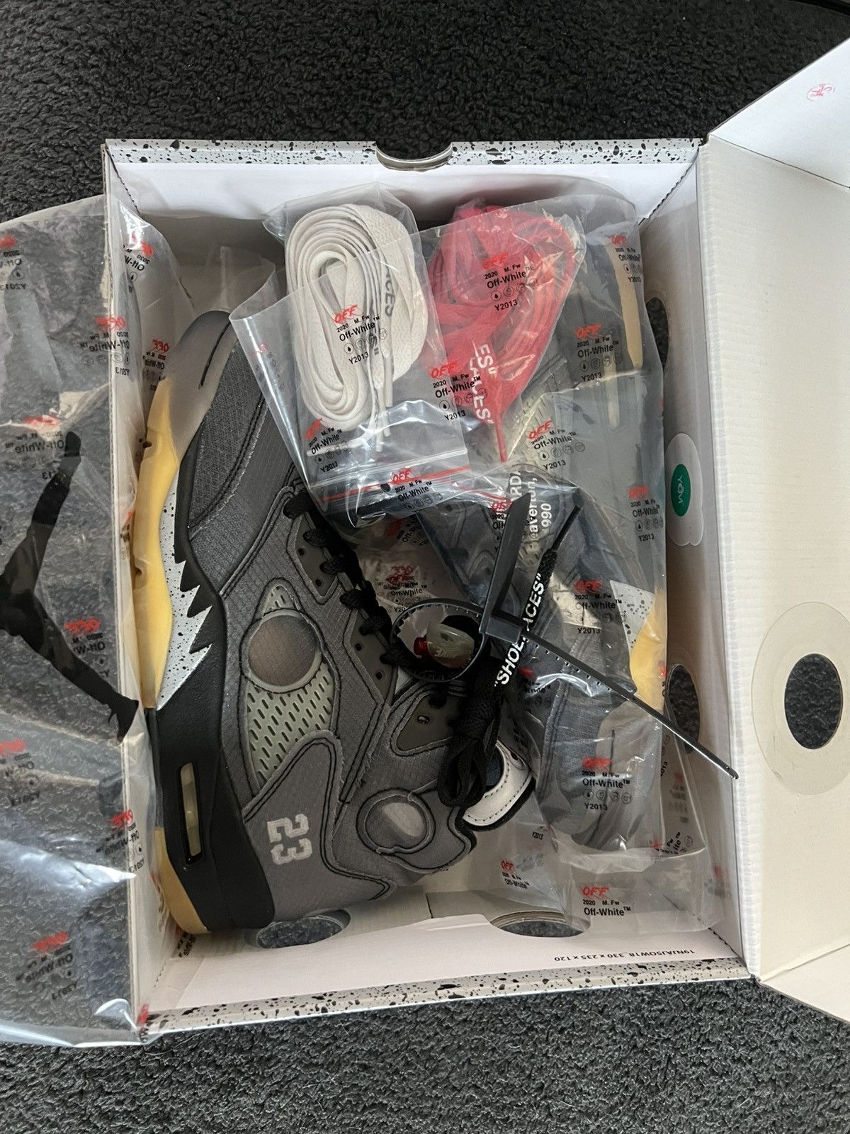 Jordan Brand × Off-White Jordan x Off White Muslin Size US 8 / EU 41 - 7 Thumbnail
