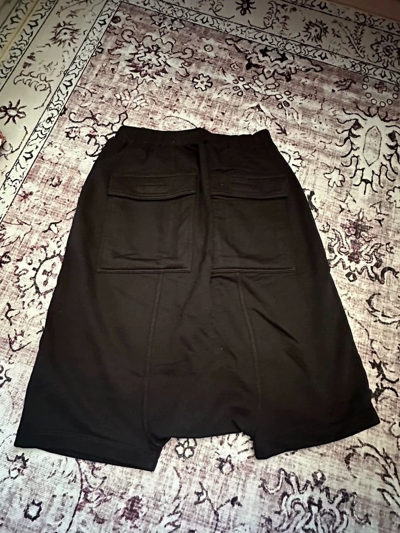Rick Owens Rick Owens size xs Sweatpants and shorts Size US 28 / EU 44 - 2 Thumbnail