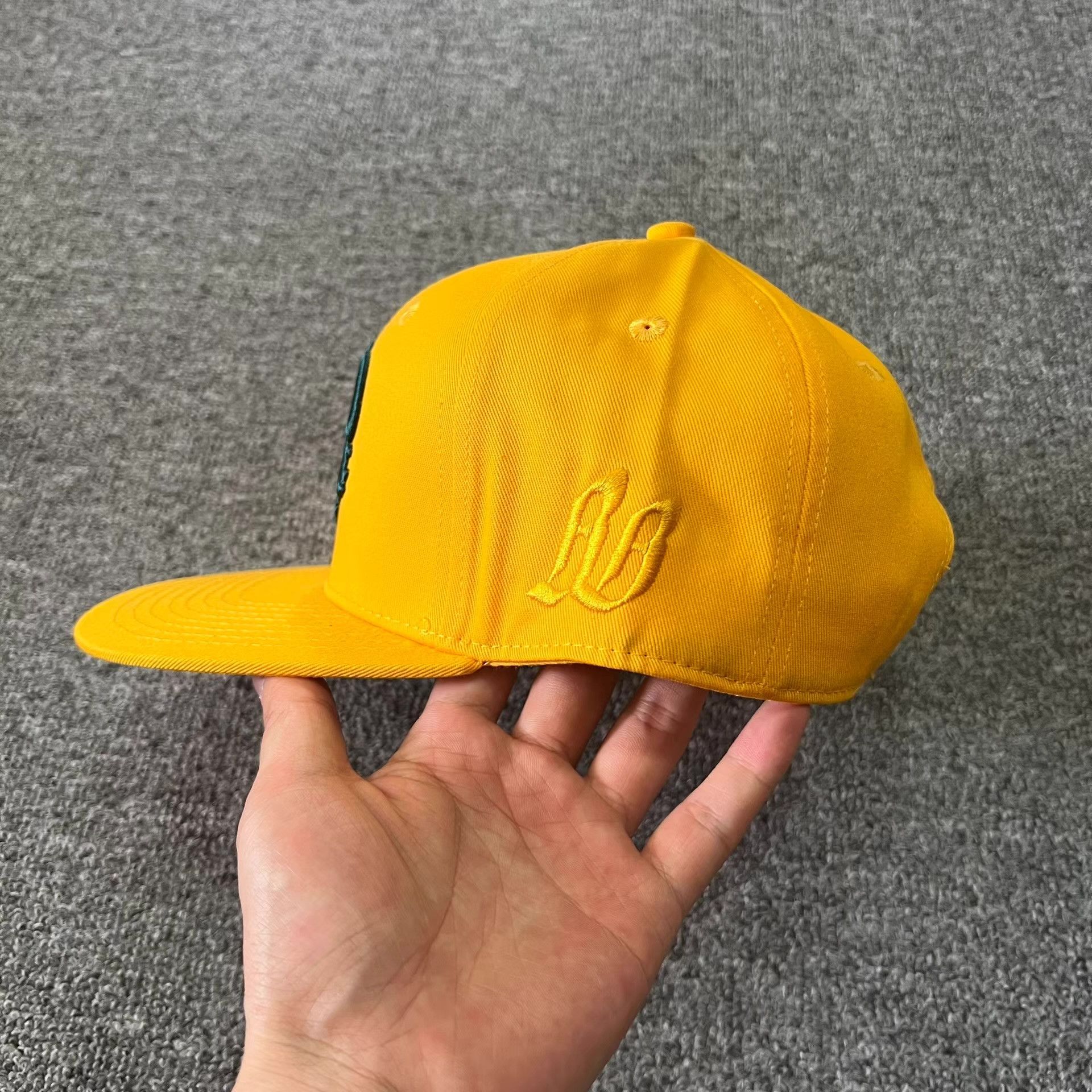 Billionaire Boys Club BBC Classic Astronaut Head Flat Brim Baseball Cap Q7 Size ONE SIZE - 2 Thumbnail