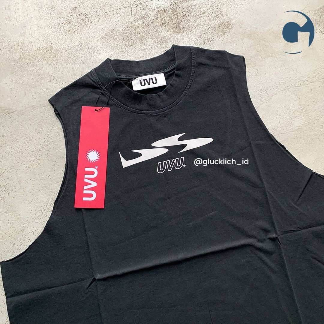 UVU UVU, Divine Stampede “London Marathon” Cut Off in Black Size US S / EU 44-46 / 1 - 6 Thumbnail
