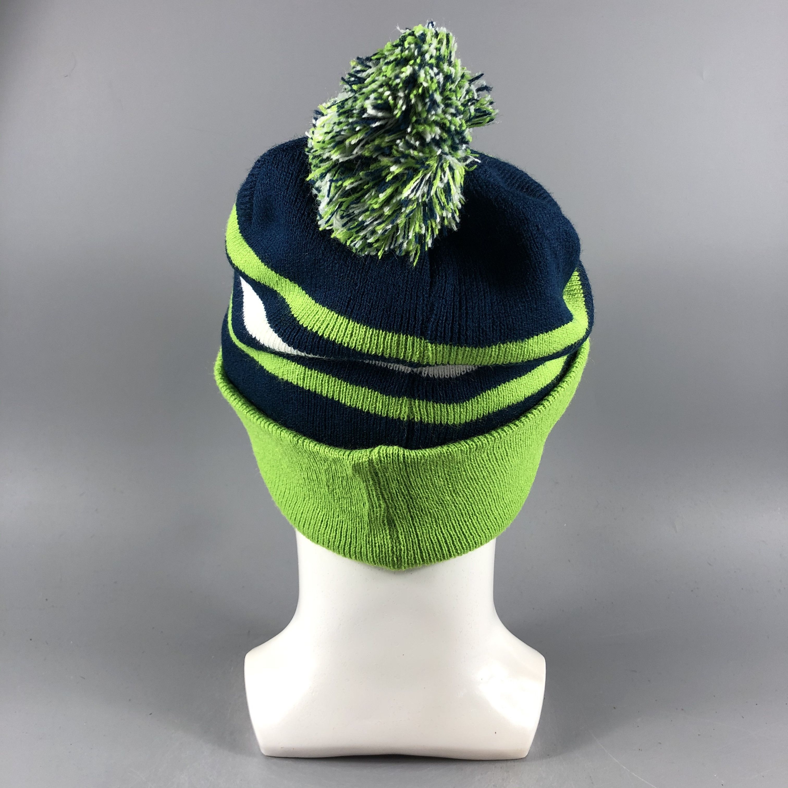 Japanese Brand × Vintage Yakult Swallows Bobble Beanie Snow Hat Snow Cap -D758 Size ONE SIZE - 2 Thumbnail