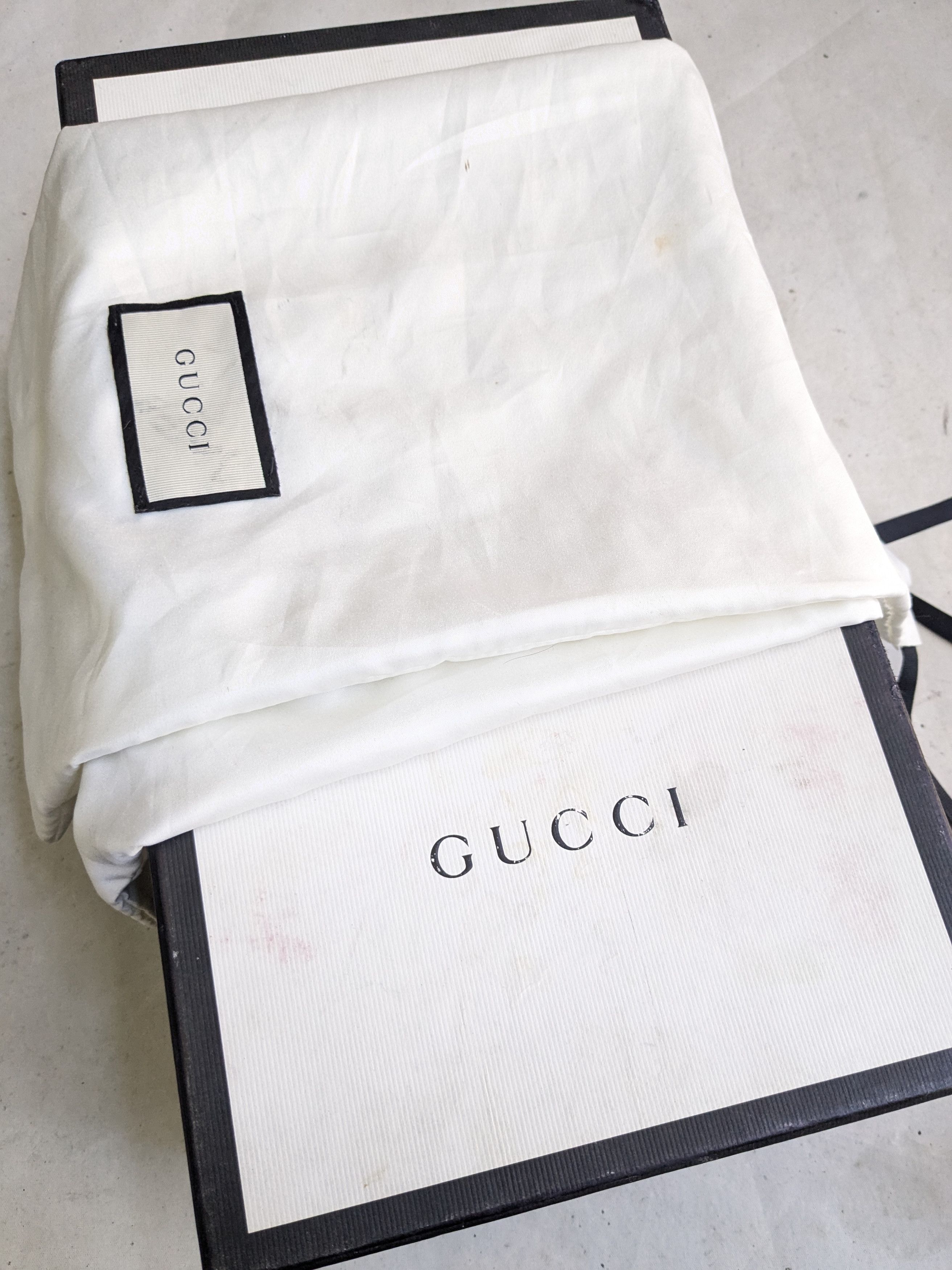 Gucci Gucci Ace Sneakers Bee White 8.5 Low Tops Size US 8.5 / EU 41-42 - 19 Thumbnail