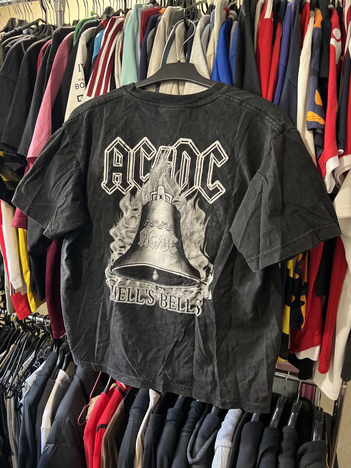 Band Tees VINTAGE AC DC HELL’S BELLS HEABY METAL AOP TOUR BAND TEE Size US L / EU 52-54 / 3 - 2 Thumbnail
