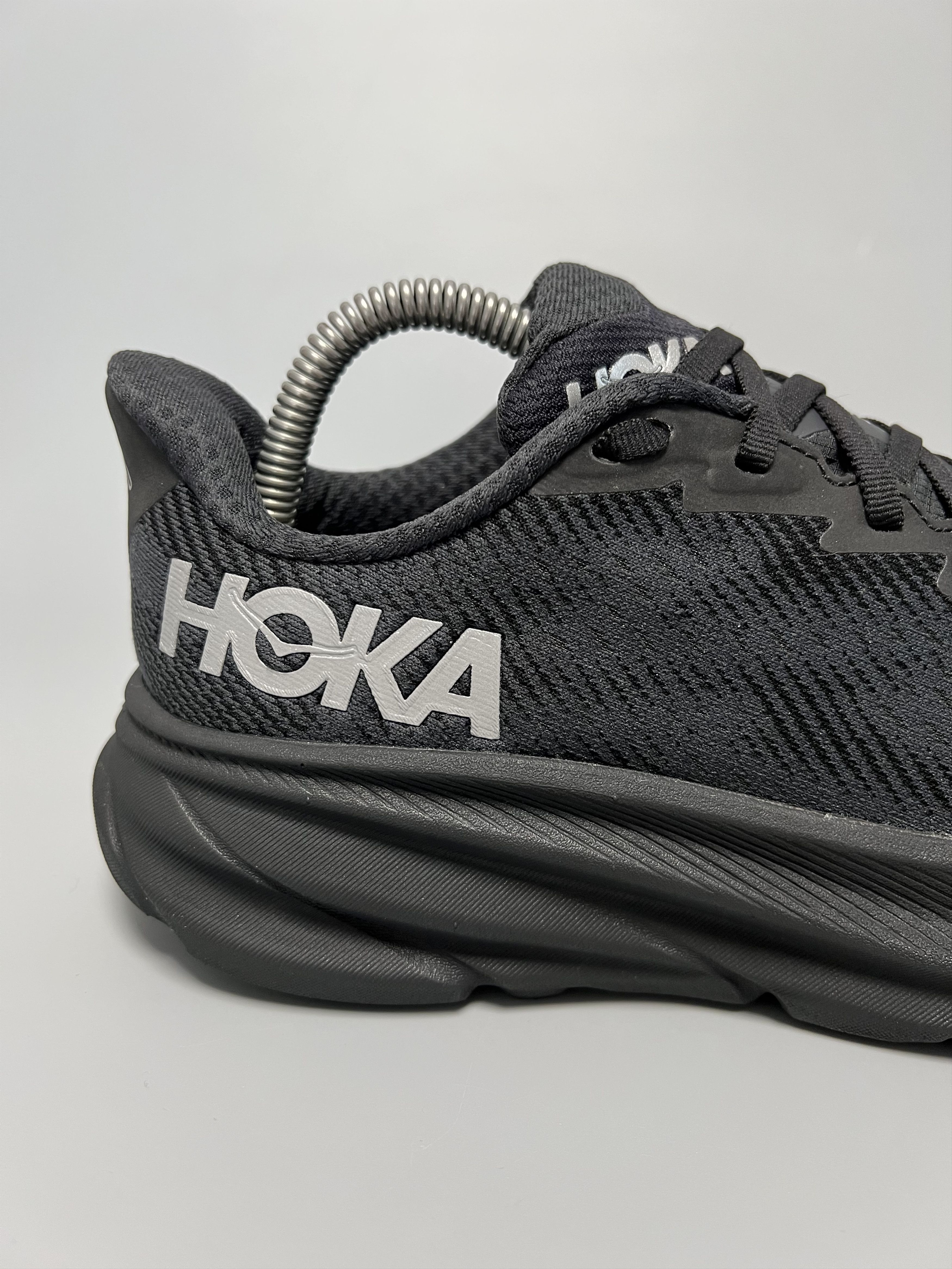 Goretex 7B Hoka One One Clifton 9 GTX Women’s Running Shoes Size US 7 / IT 37 - 12 Thumbnail