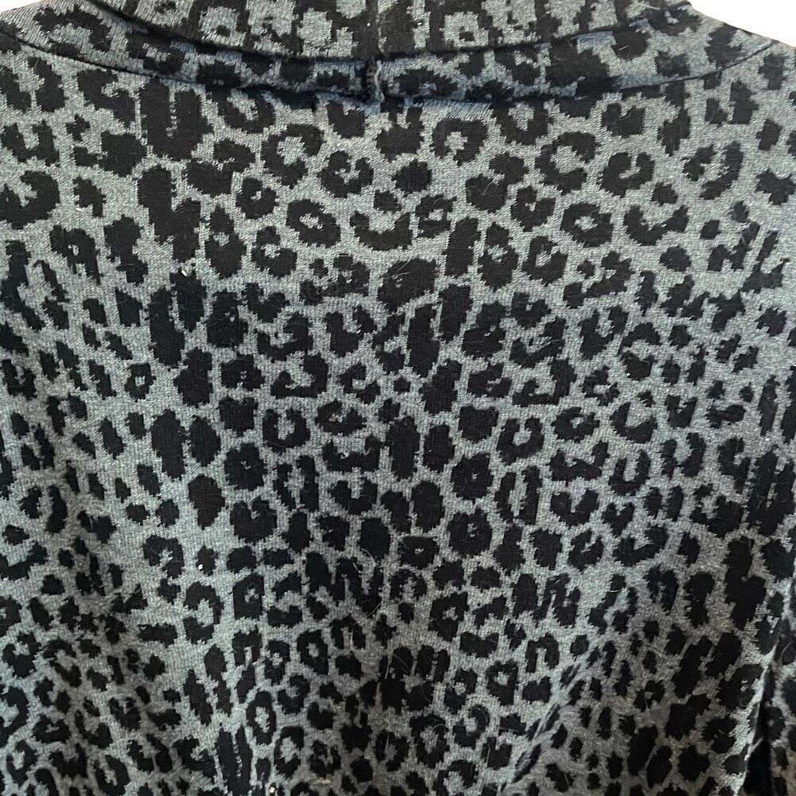 Express Express cheetah print bolero style sweater medium Size M / US 6-8 / IT 42-44 - 6 Thumbnail