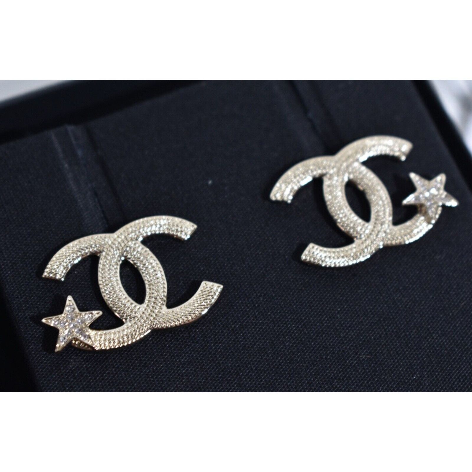 Chanel Chanel Gold Crystal Star Drop Statement Stud Earrings Size ONE SIZE - 3 Thumbnail