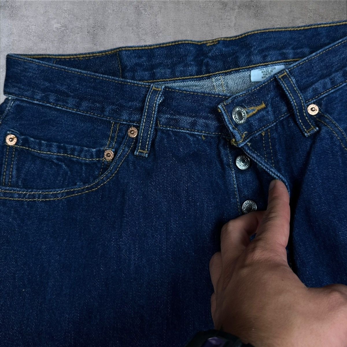 Levi's × Vintage Vintage Levi’s 501 Navy Blue Jeans Denim Pants W34 L32 Size US 34 / EU 50 - 7 Thumbnail