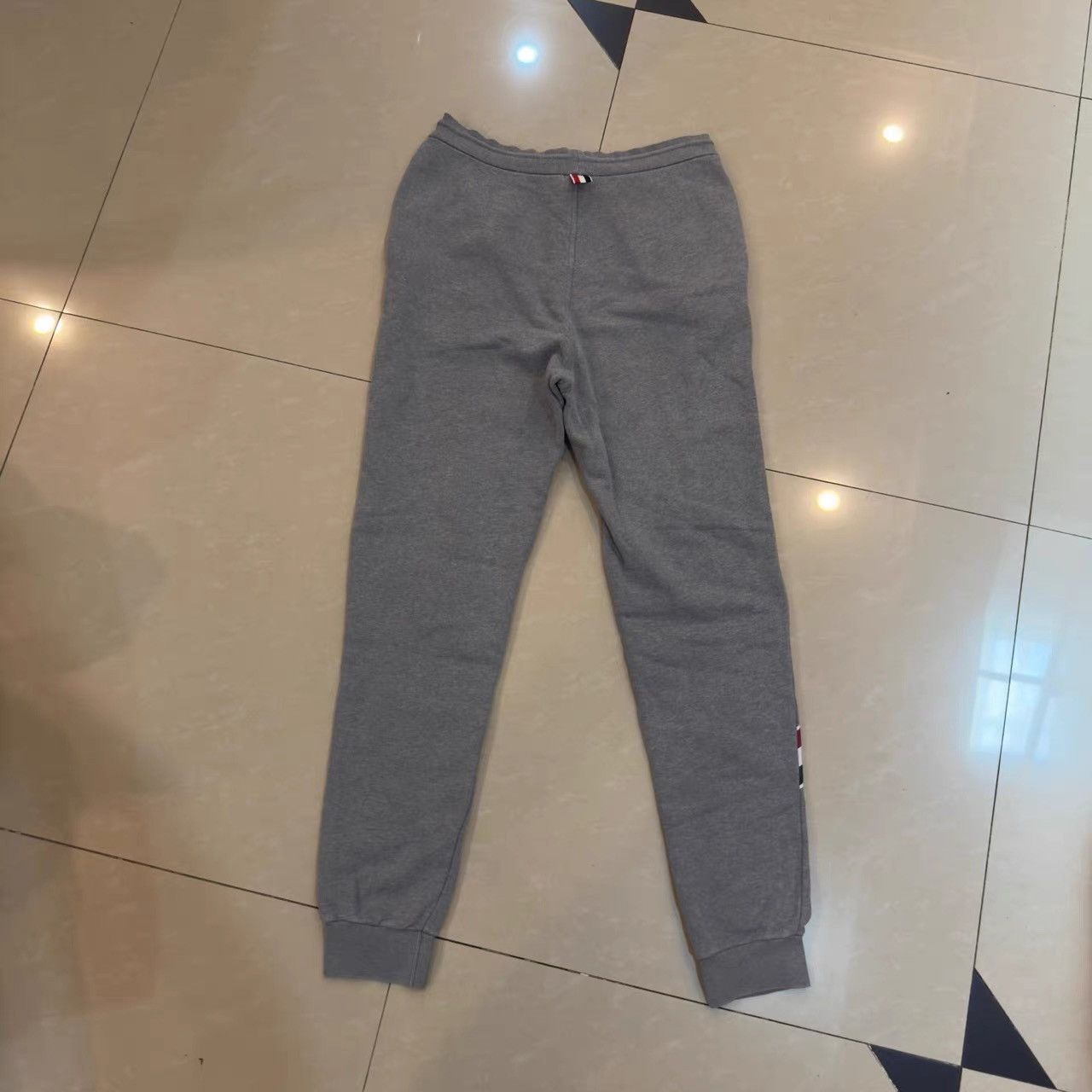 Thom Browne Thom Browne Gray Pants With Stripes K28 Size US 28 / EU 44 - 2 Thumbnail